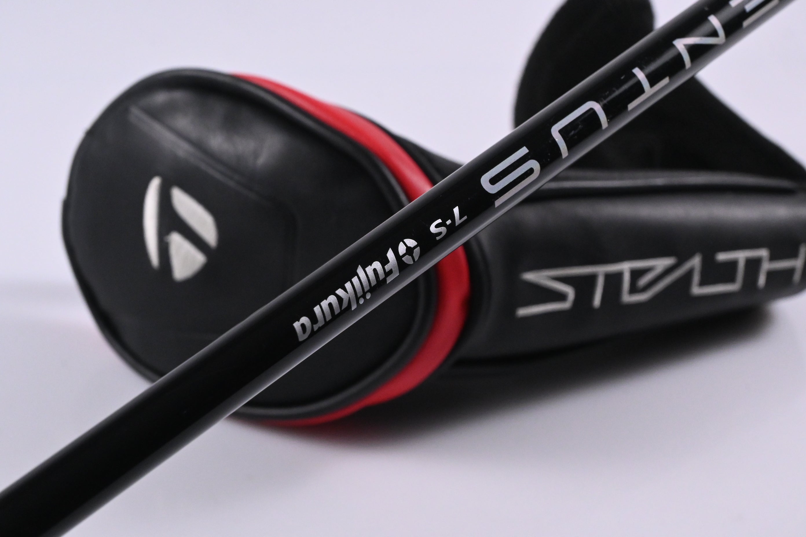 Taylormade Stealth #4 Hybrid / 22 Degree / Stiff Flex Fujikura Ventus Red 7