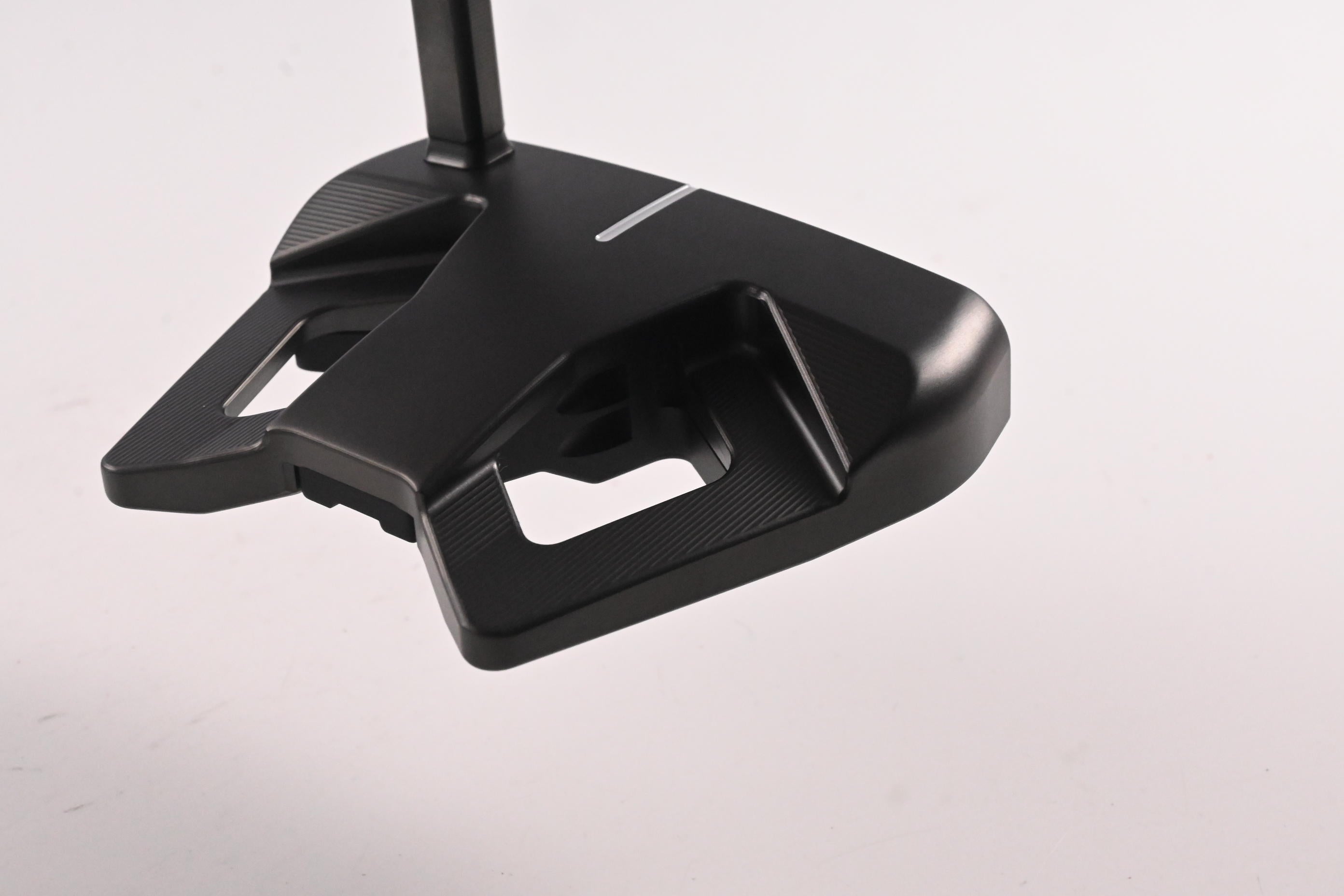 Scotty Cameron Phantom Black 9.2R Putter / 33 Inch
