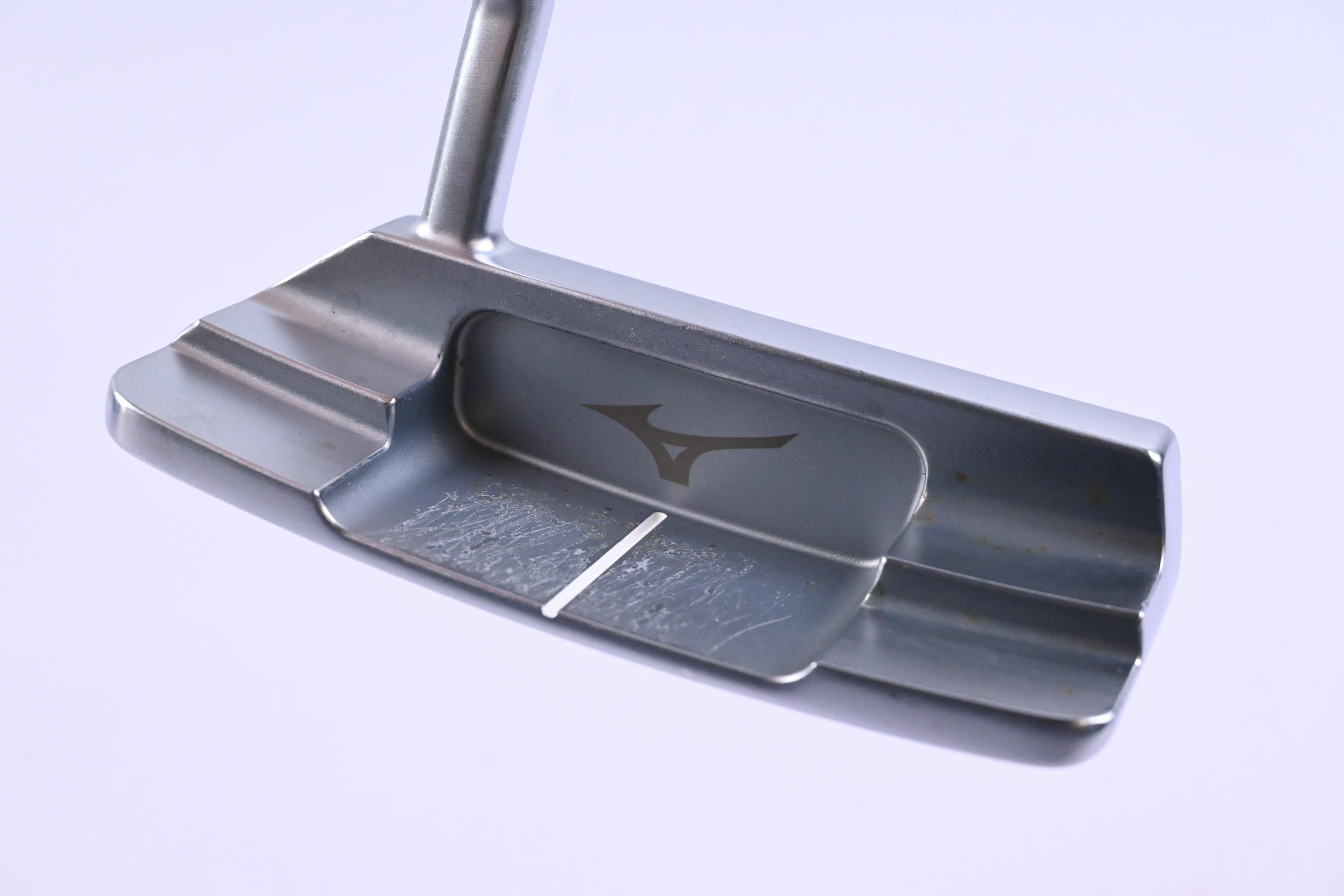 Mizuno M-Craft White Satin IV Putter / 35 Inch
