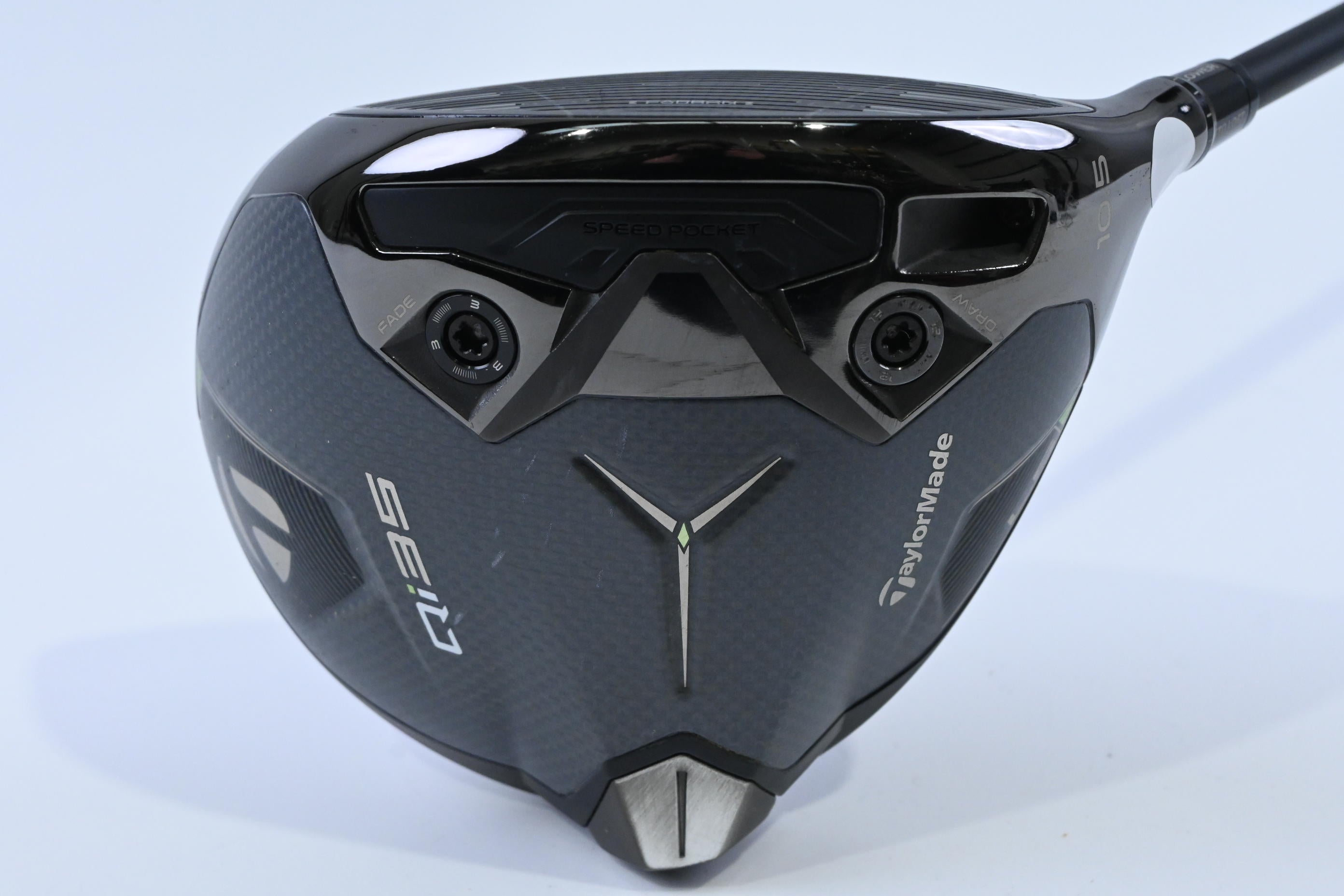 Taylormade Qi35 LS Driver / 10.5 Degree / Stiff Flex Kai'li Dark Waves Whtie 60