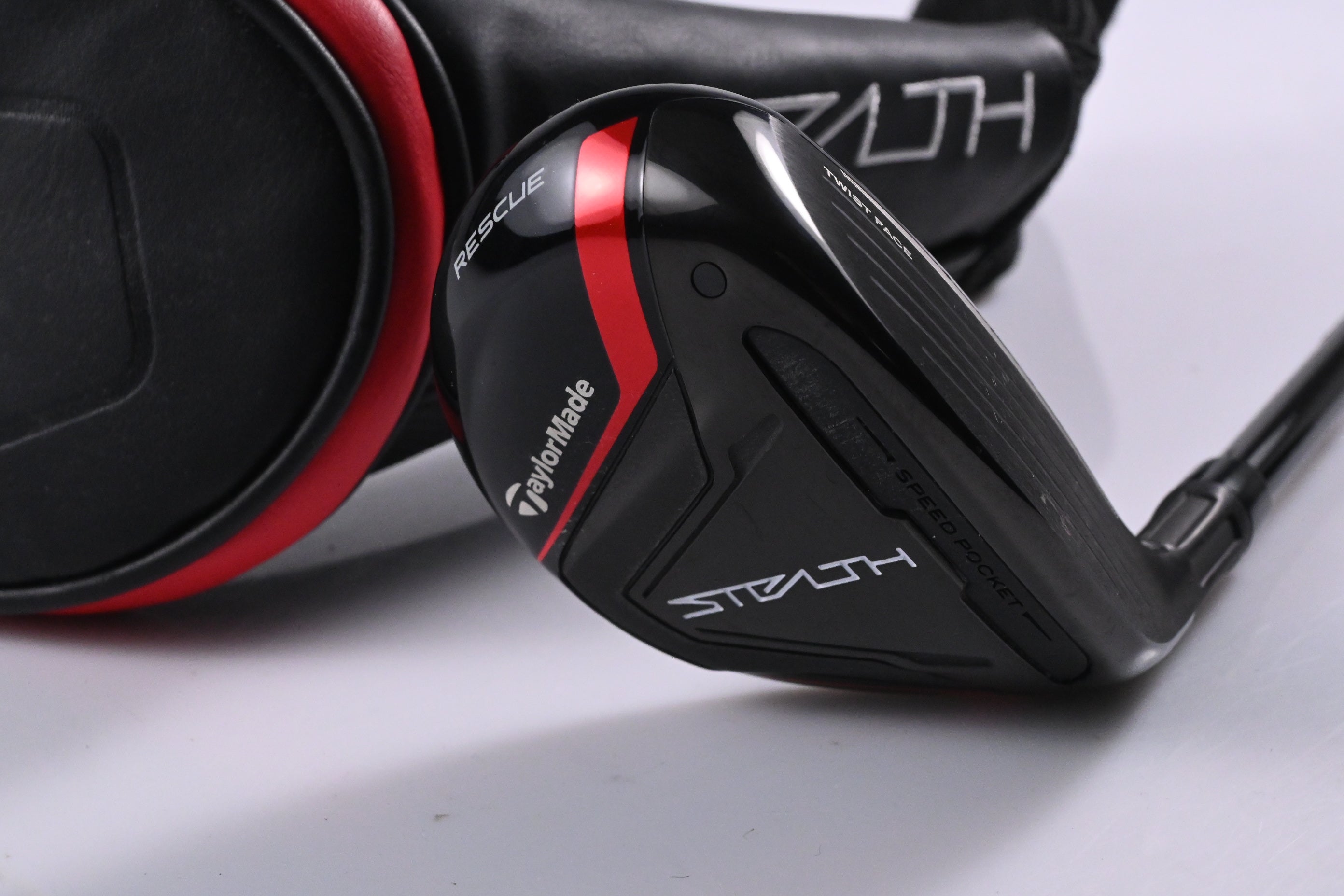 Taylormade Stealth #3 Hybrid / 19 Degree / Stiff Flex Fujikura Ventus Red 7