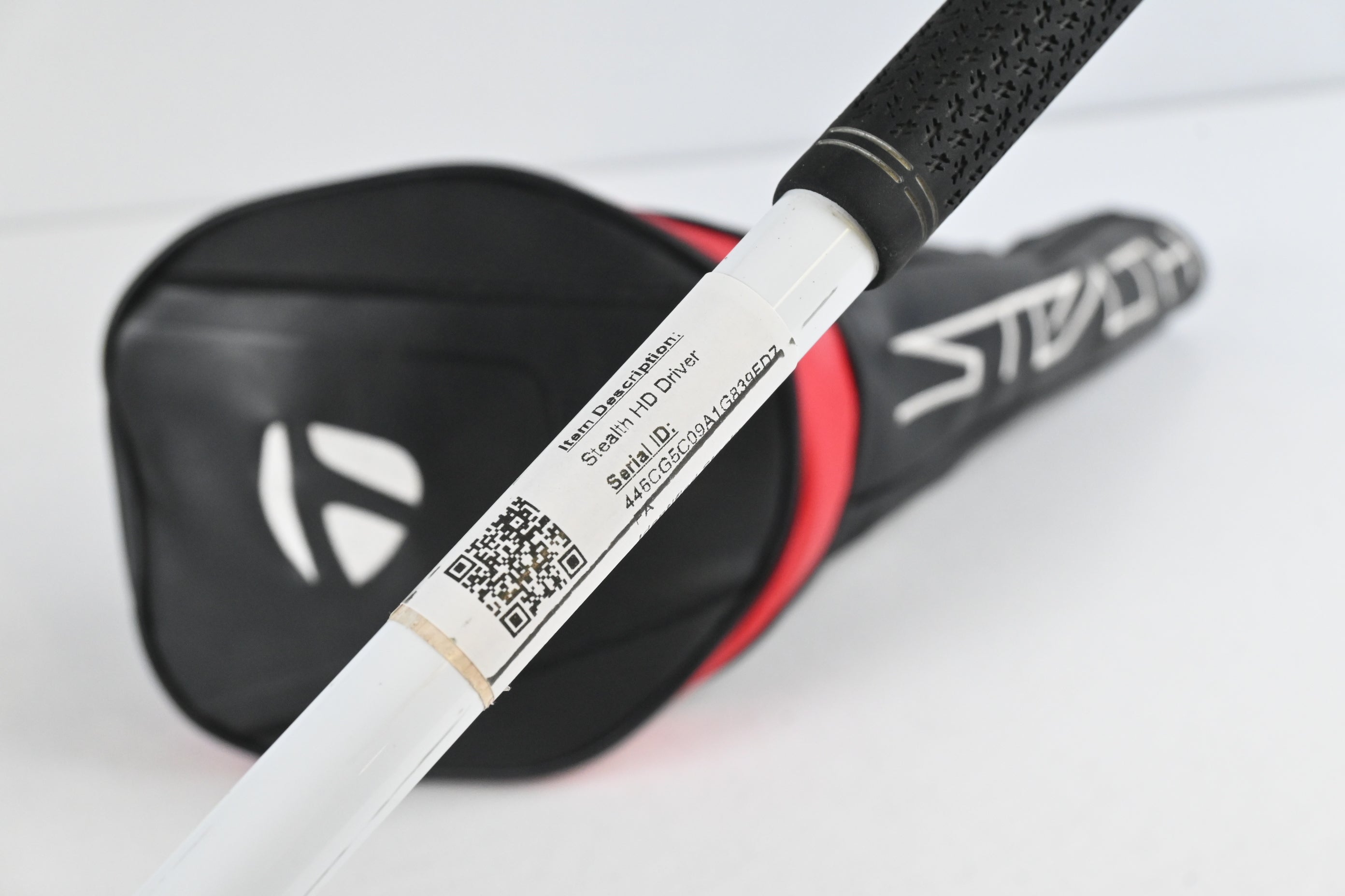 Taylormade Stealth HD Driver / 9 Degree / Regular Flex Fujikura Airspeeder 45