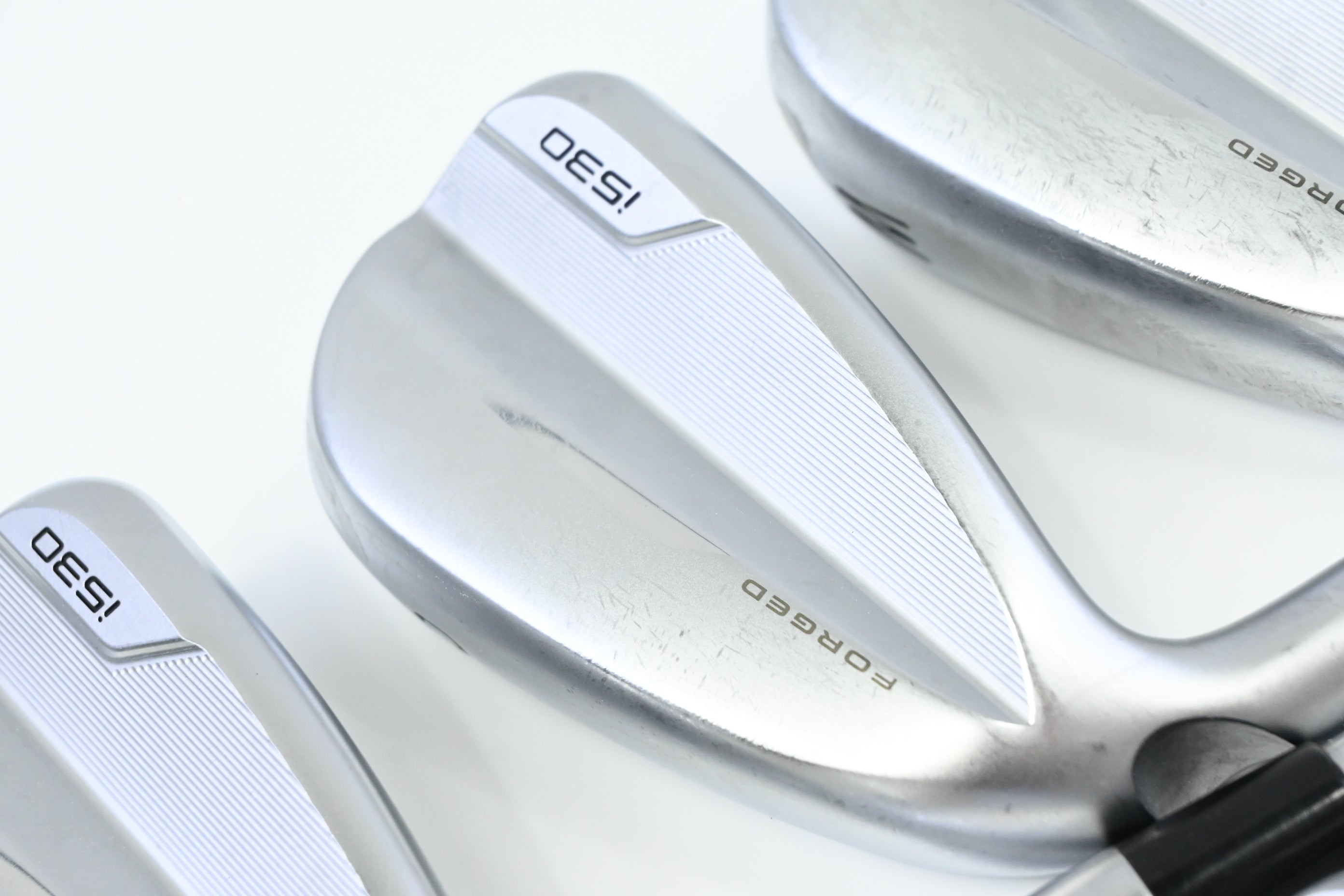 Left Hand Ping i530 Irons / 5-PW / Blue Dot / Stiff Flex Ping AWT 3.0 Shafts