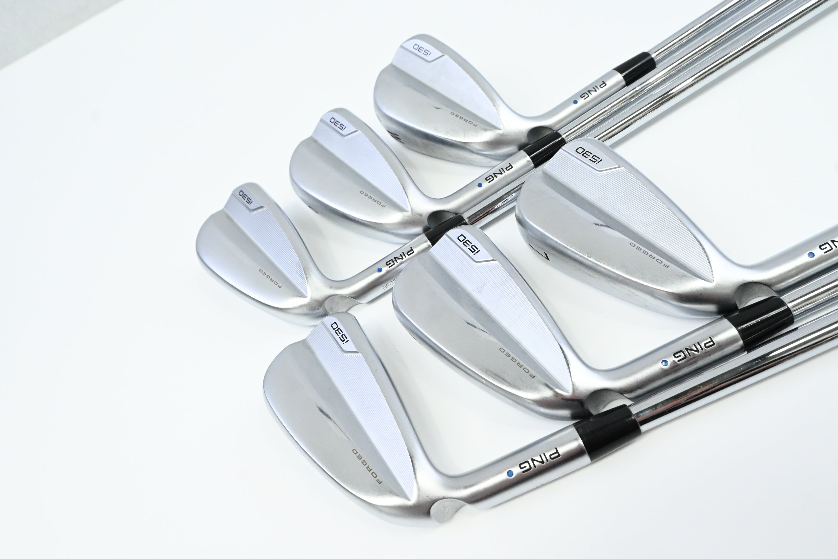 Left Hand Ping i530 Irons / 5-PW / Blue Dot / Stiff Flex Ping AWT 3.0 Shafts