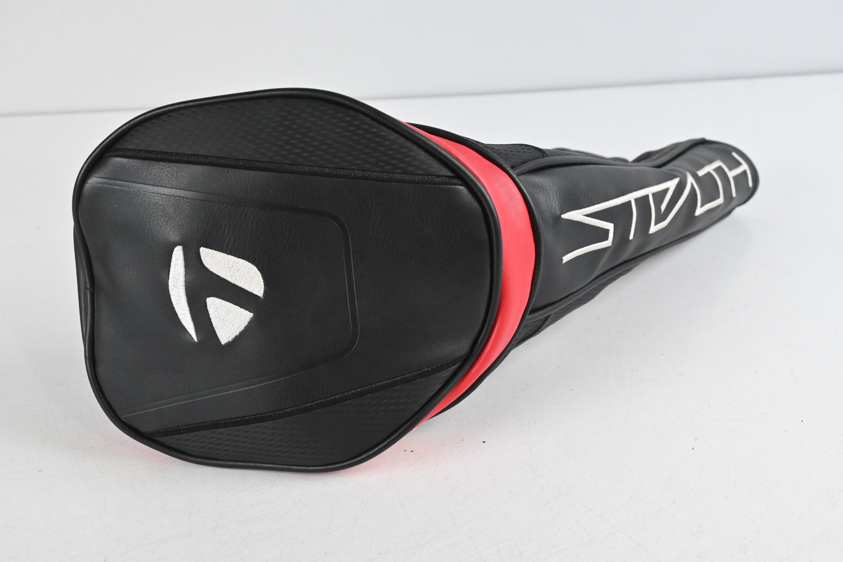 Taylormade Stealth HD Driver / 9 Degree / Regular Flex Fujikura Airspeeder 45
