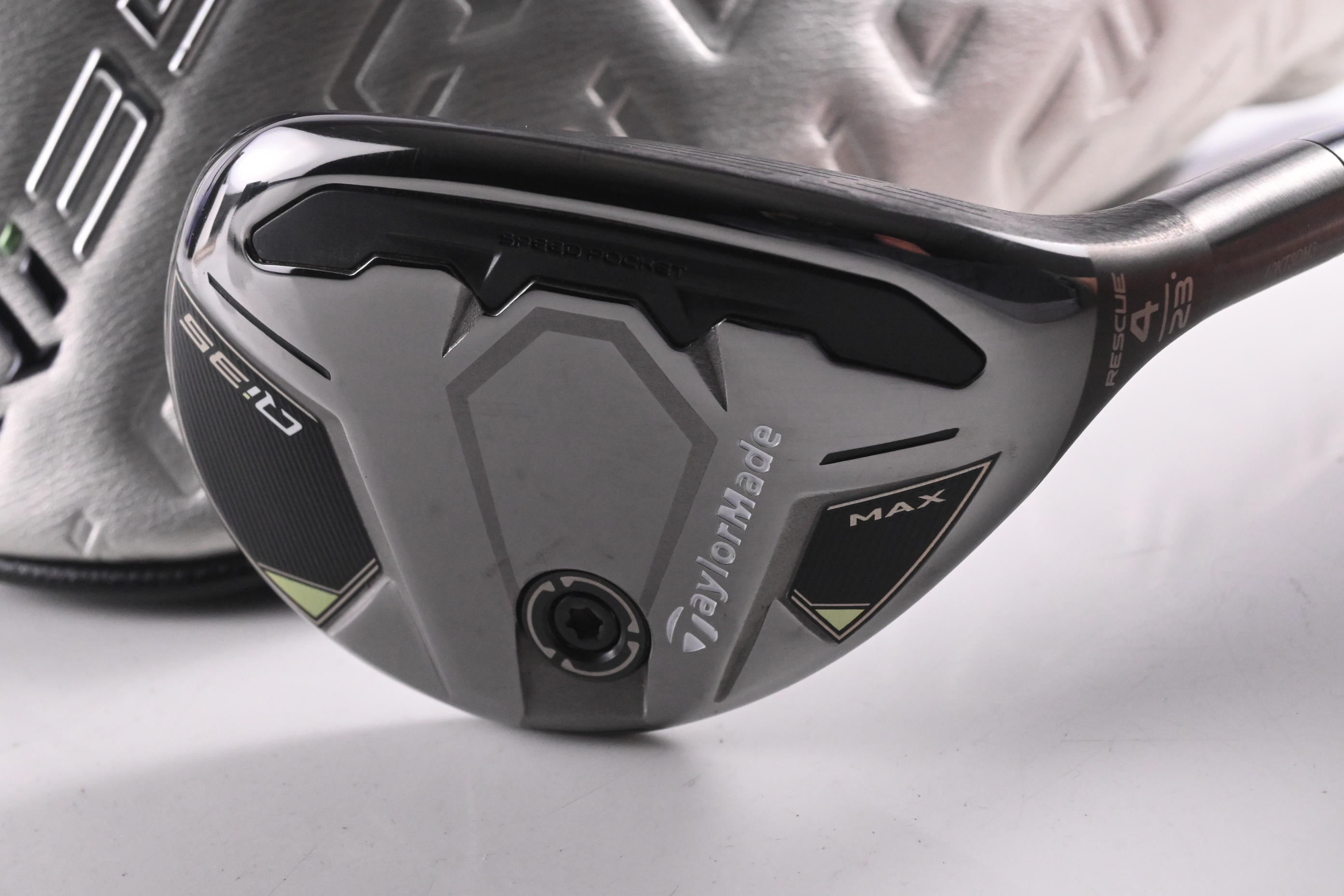 Taylormade Qi35 Max #4 Hybrid / 23 Degree / Regular Flex Fujikura Air Speeder 50