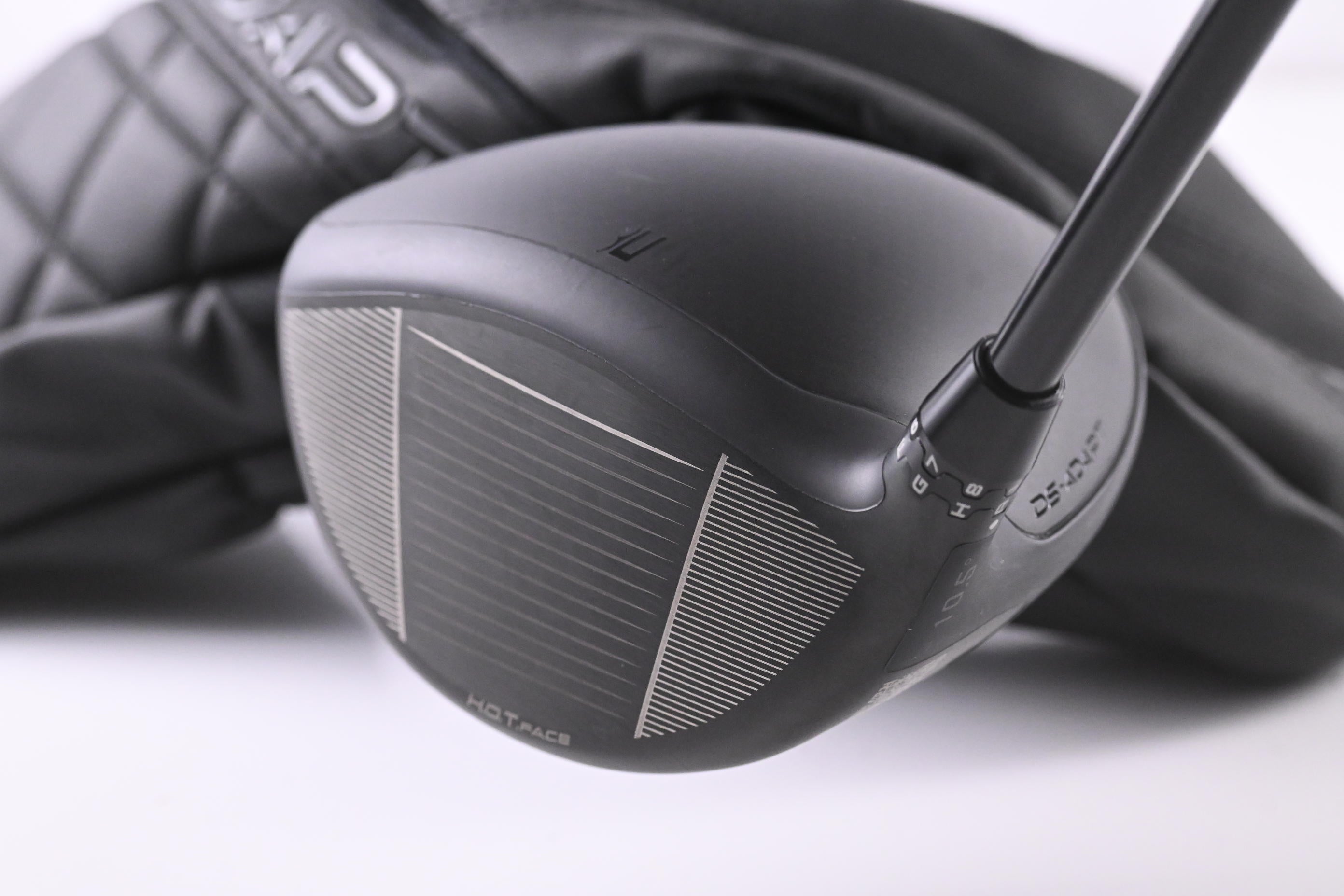 Cobra DS-Adapt LS Driver / 10.5 Degree / Stiff Flex Denali Black 60 Shaft