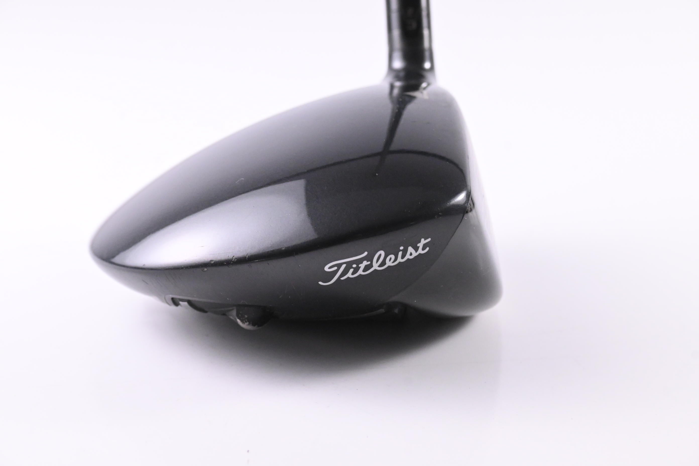 Titleist 917 D2 Driver / 10.5 Degree / Regular Flex Diamana M+ Red 50 Shaft
