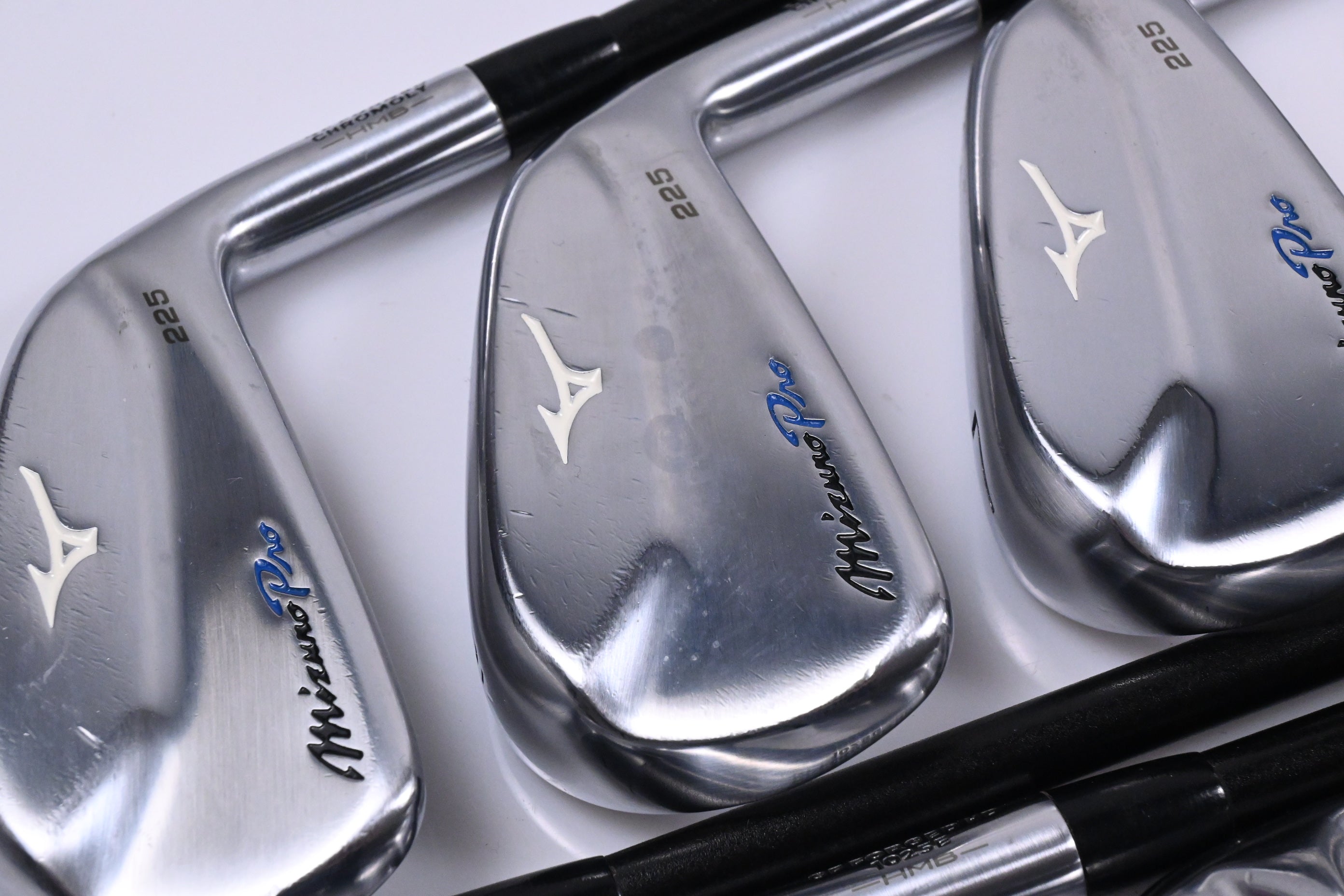 Mizuno Pro 225 Irons / 5-PW+GW / Stiff Flex LA Golf A-Series High 65 Shafts