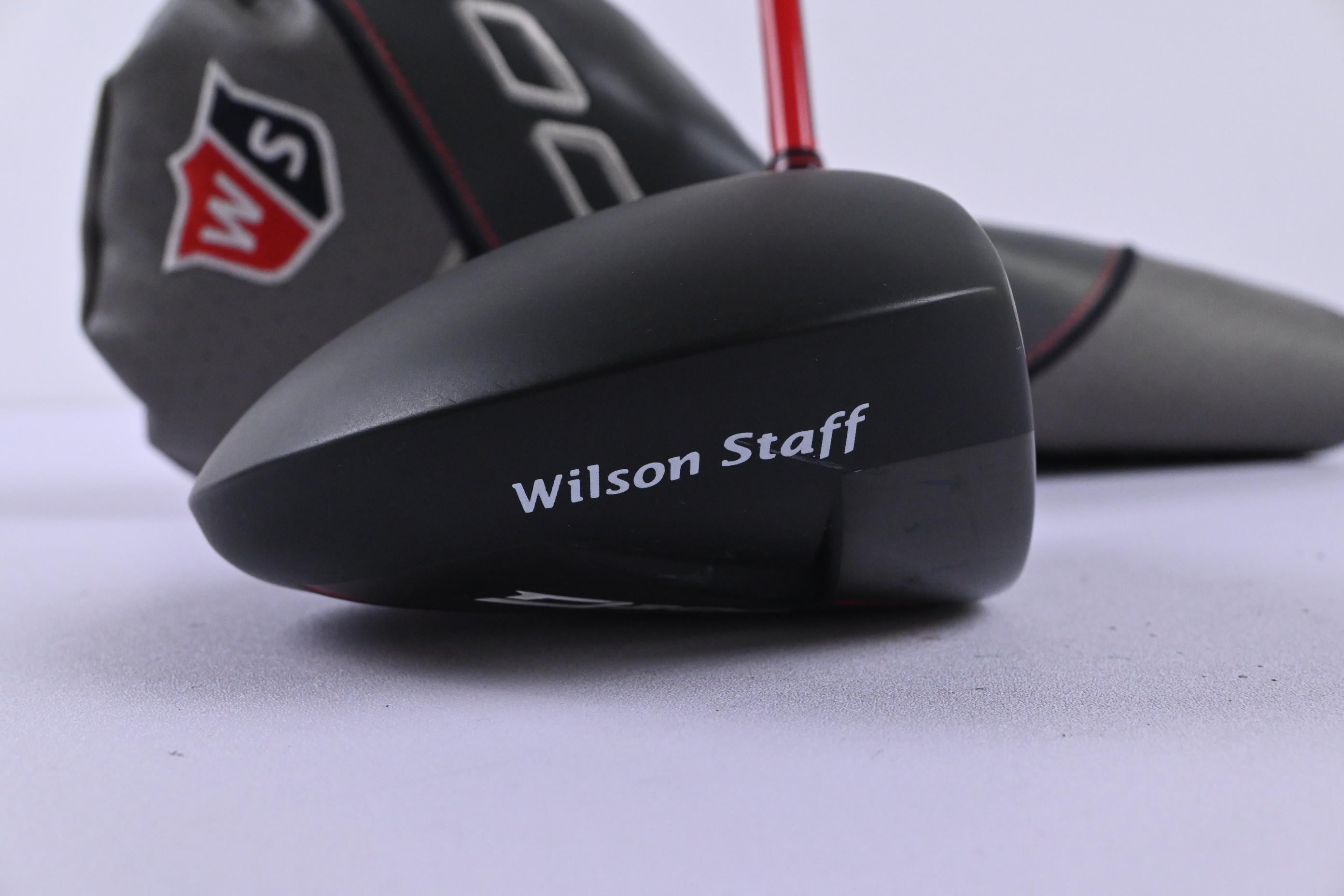 Wilson D300 SL Driver / 10.5 Degree / Regular Flex D300 Superlight Shaft