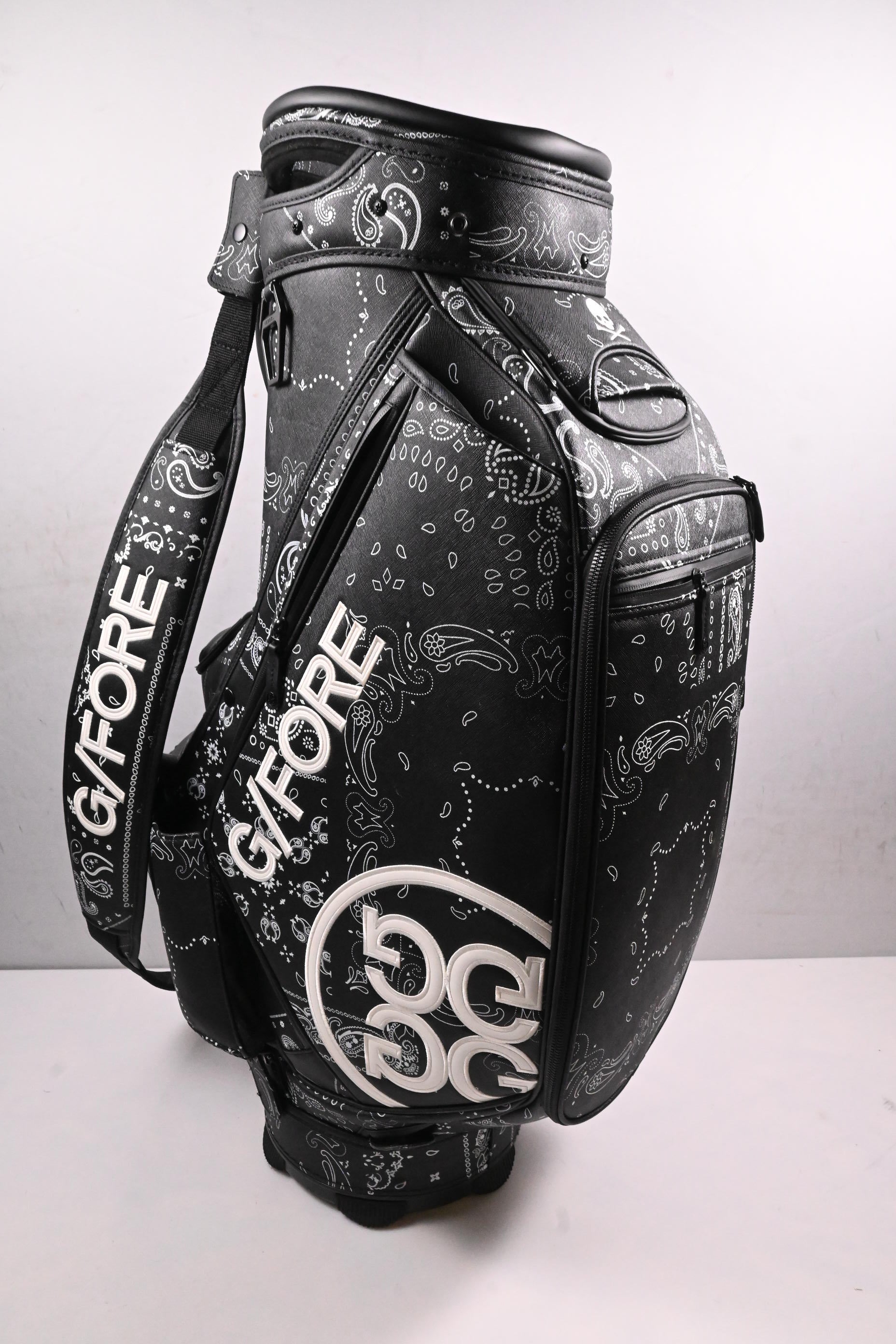 G/Fore Saffiano Boro Tour Bag / 6-Way Divider / Black, White