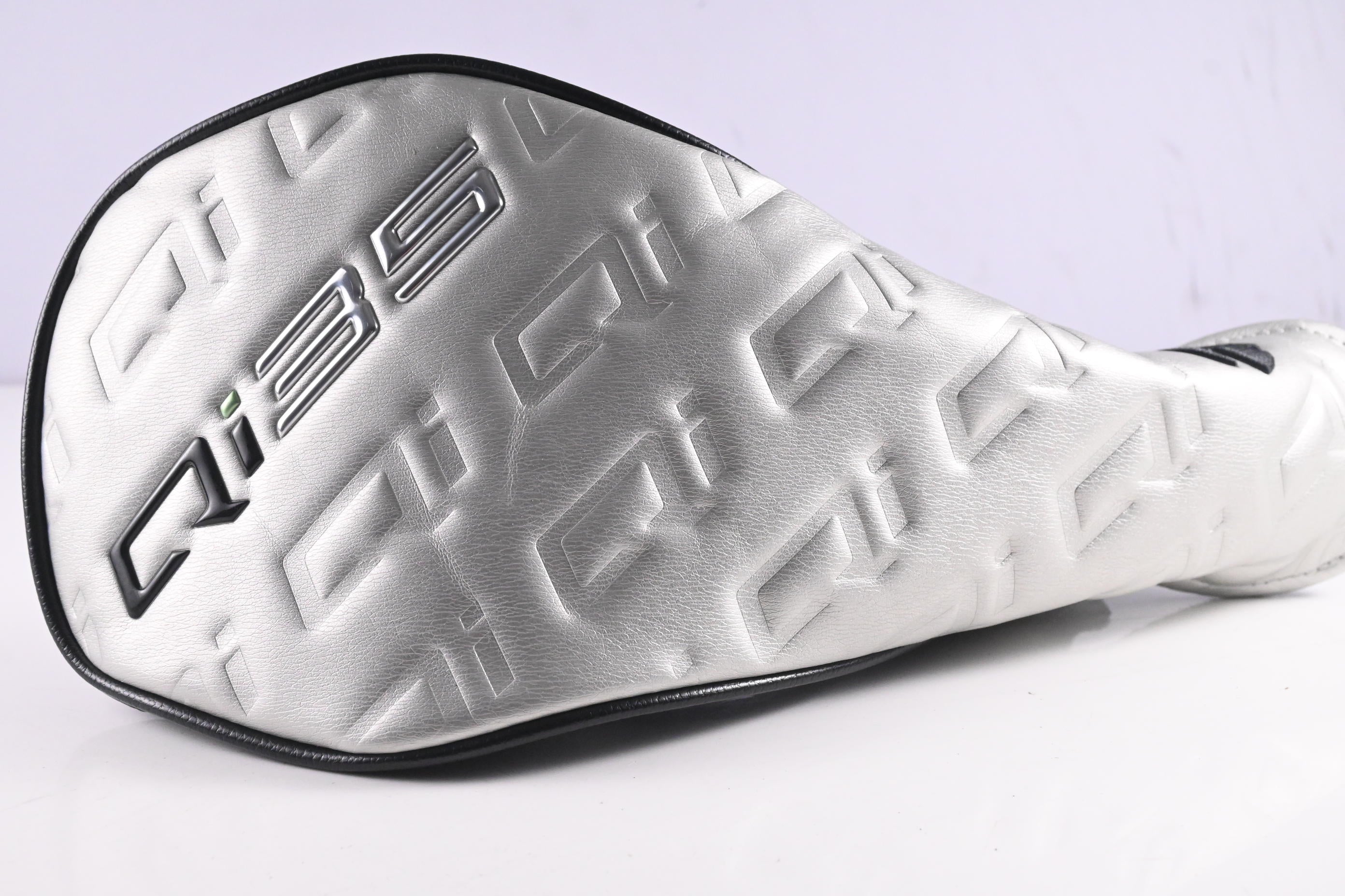 Taylormade Qi35 Max Driver / 10.5 Degree / Regular Flex Tensei AV Blue 65 Shaft