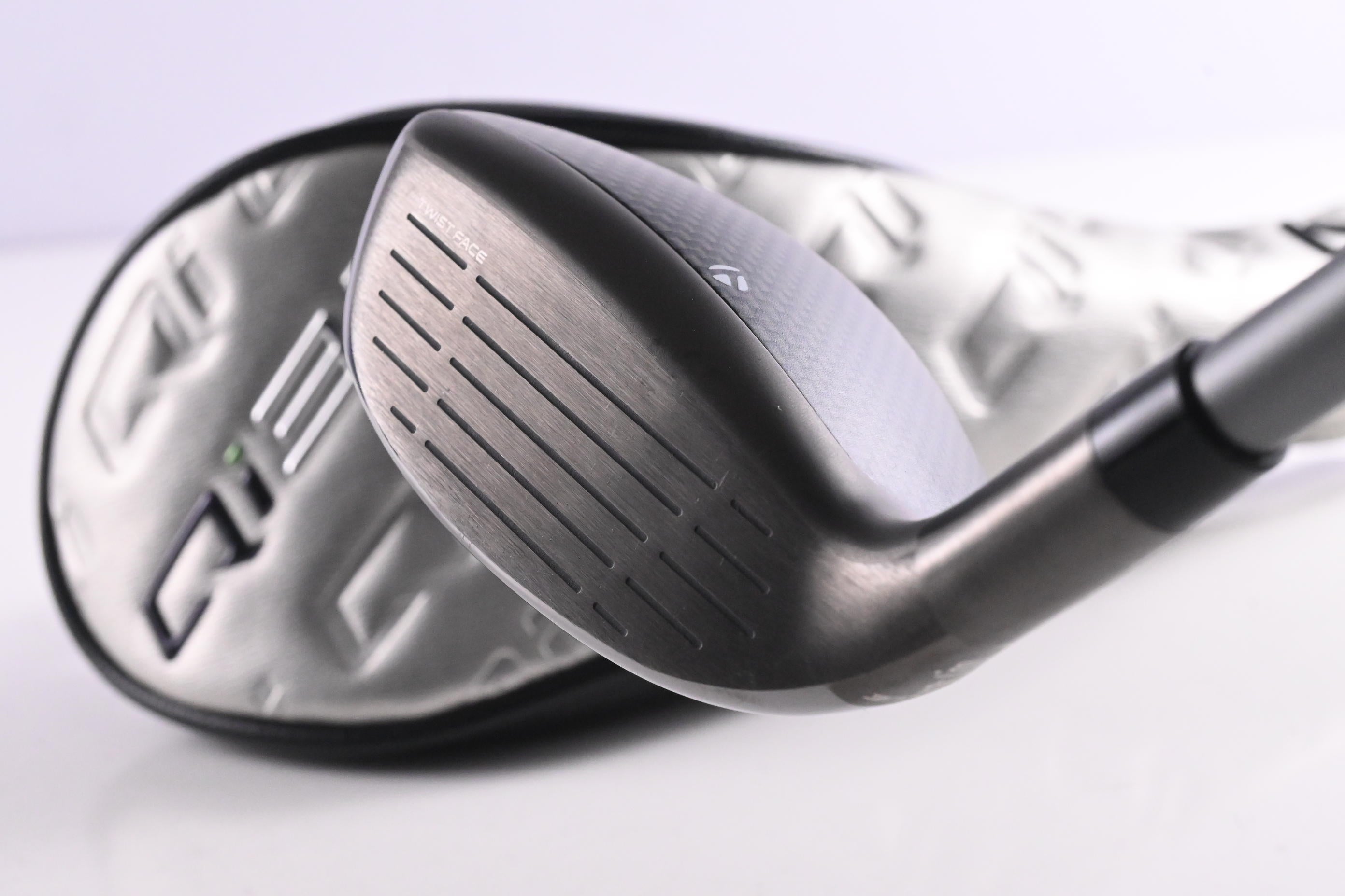 Taylormade Qi35 Max #4 Hybrid / 23 Degree / Regular Flex Fujikura Air Speeder 50