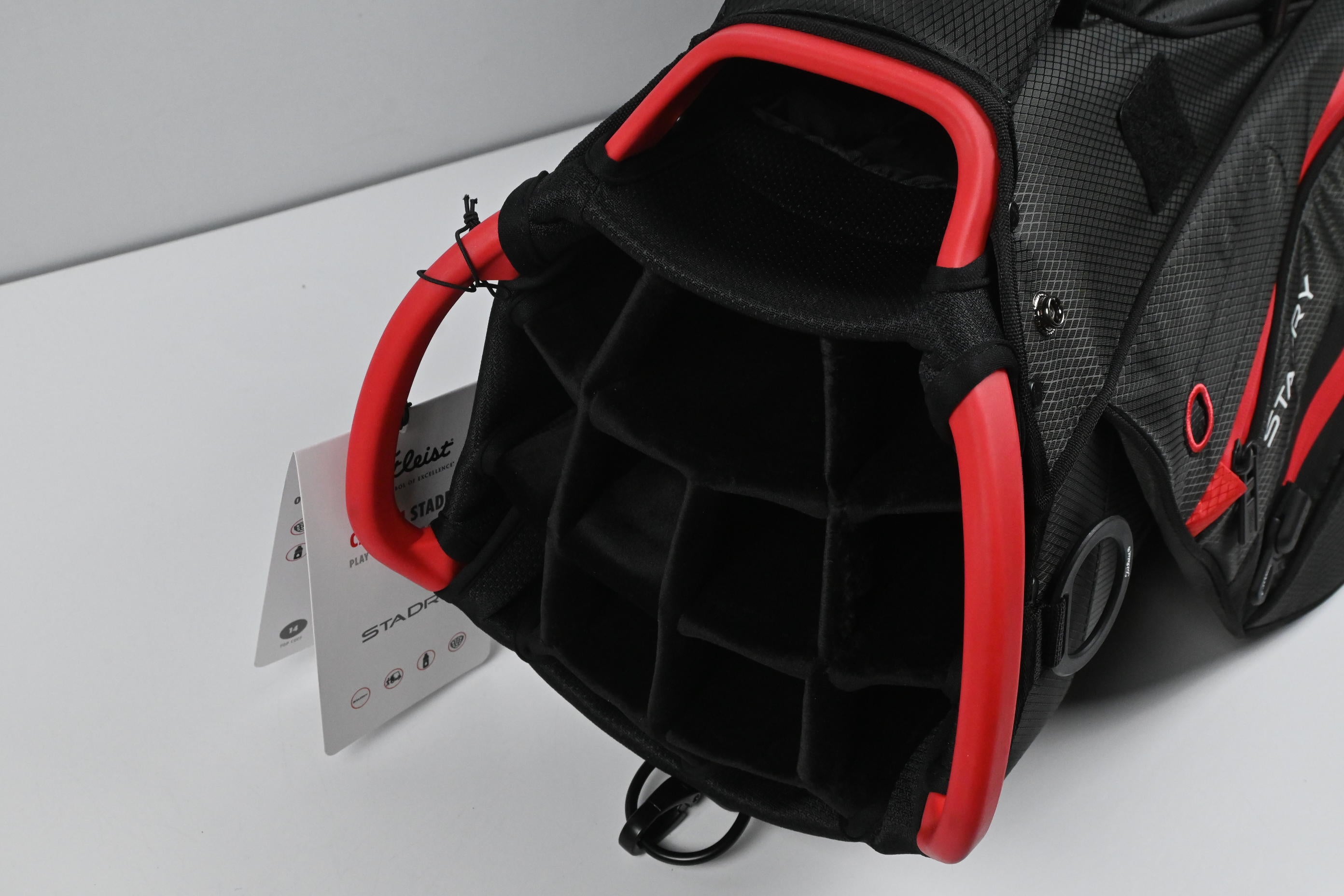 Titleist StaDry Cart Bag / 14-Way Divider / Black & Red