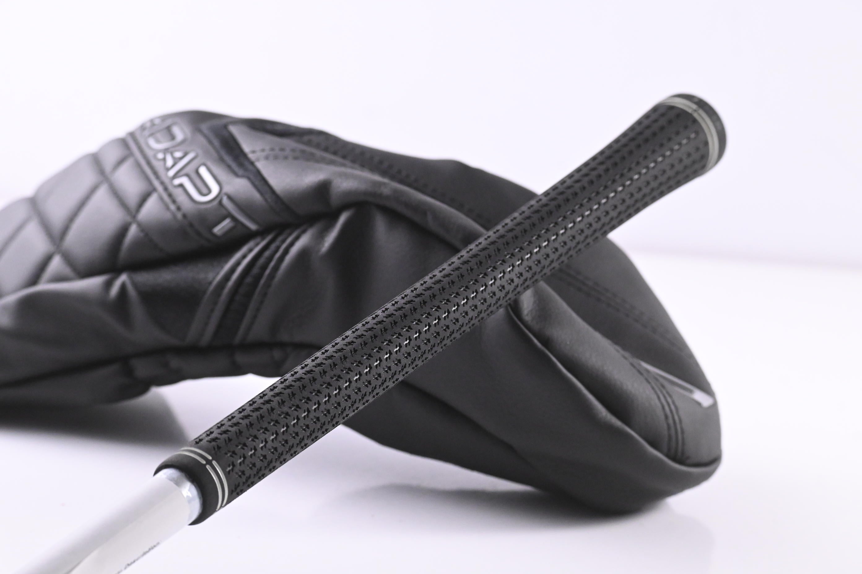 Cobra DS-Adapt LS Driver / 10.5 Degree / Stiff Flex Denali Black 60 Shaft