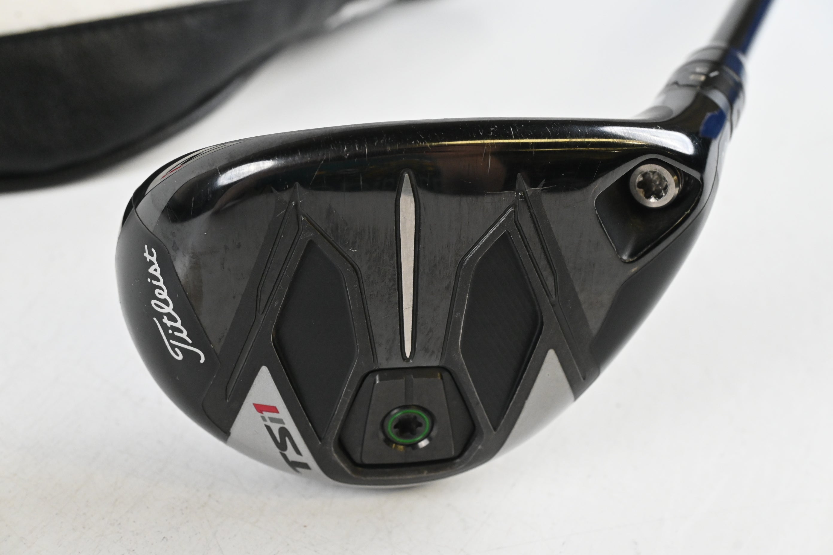 Titleist TSi1 #6 Hybrid / 26 Degree / Regular Flex Kuro Kage Black Series 60 Shaft