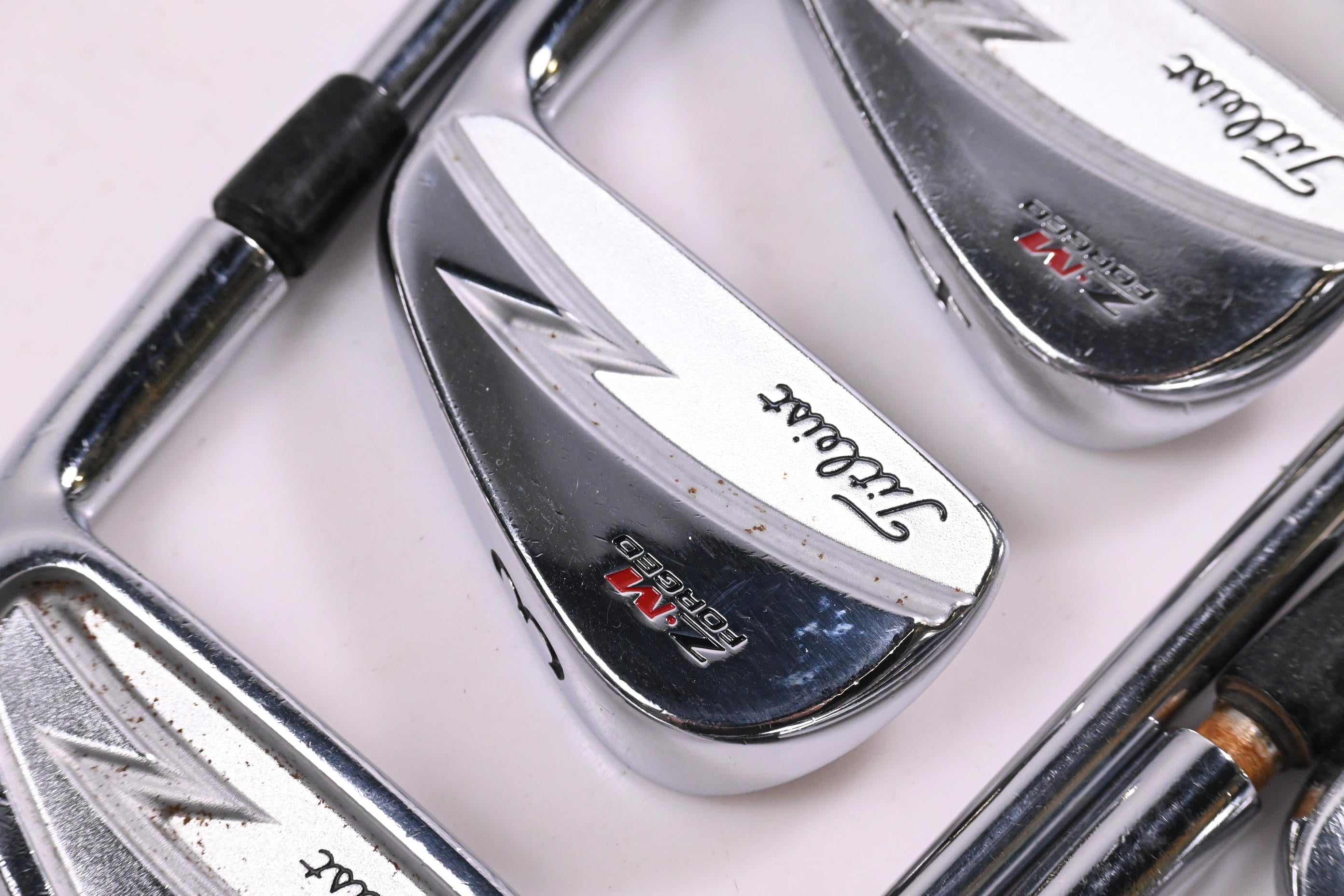 Titleist ZM Forged Irons / 2-PW / Stiff Flex Dynamic Gold SL S300 Shafts