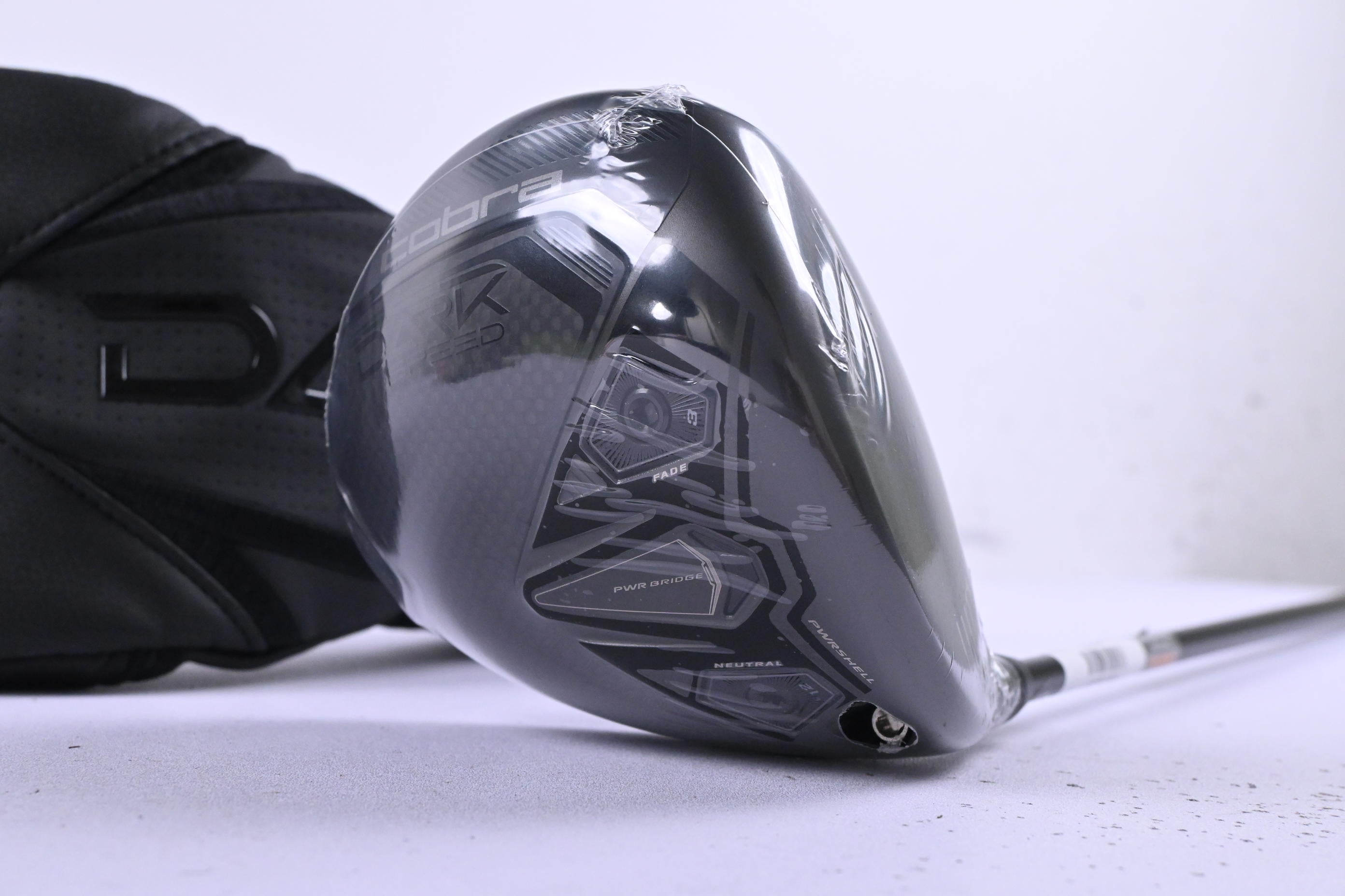 Cobra Darkspeed LS Driver / 10.5 Degree / Regular Flex UST Helium Nanocore 5
