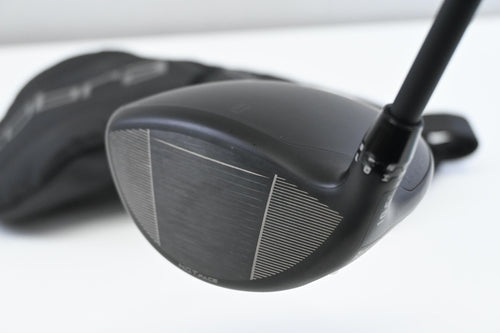 Cobra DS-Adapt MAX-D Driver / 10.5 Degree / Regular Flex Vanquish 4 Shaft