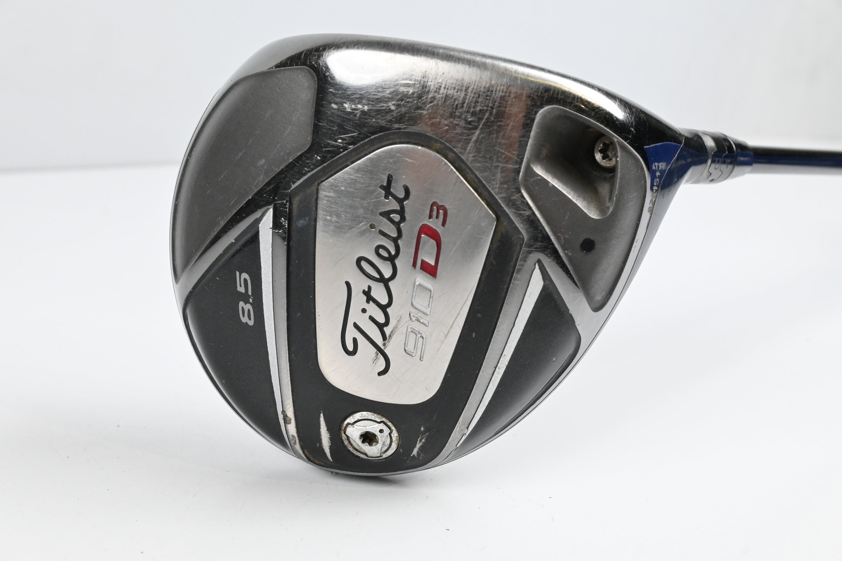 Titleist 910 D3 Driver / 8.5 Degree / Regular Flex Tour AD YSQ 65 Shaft