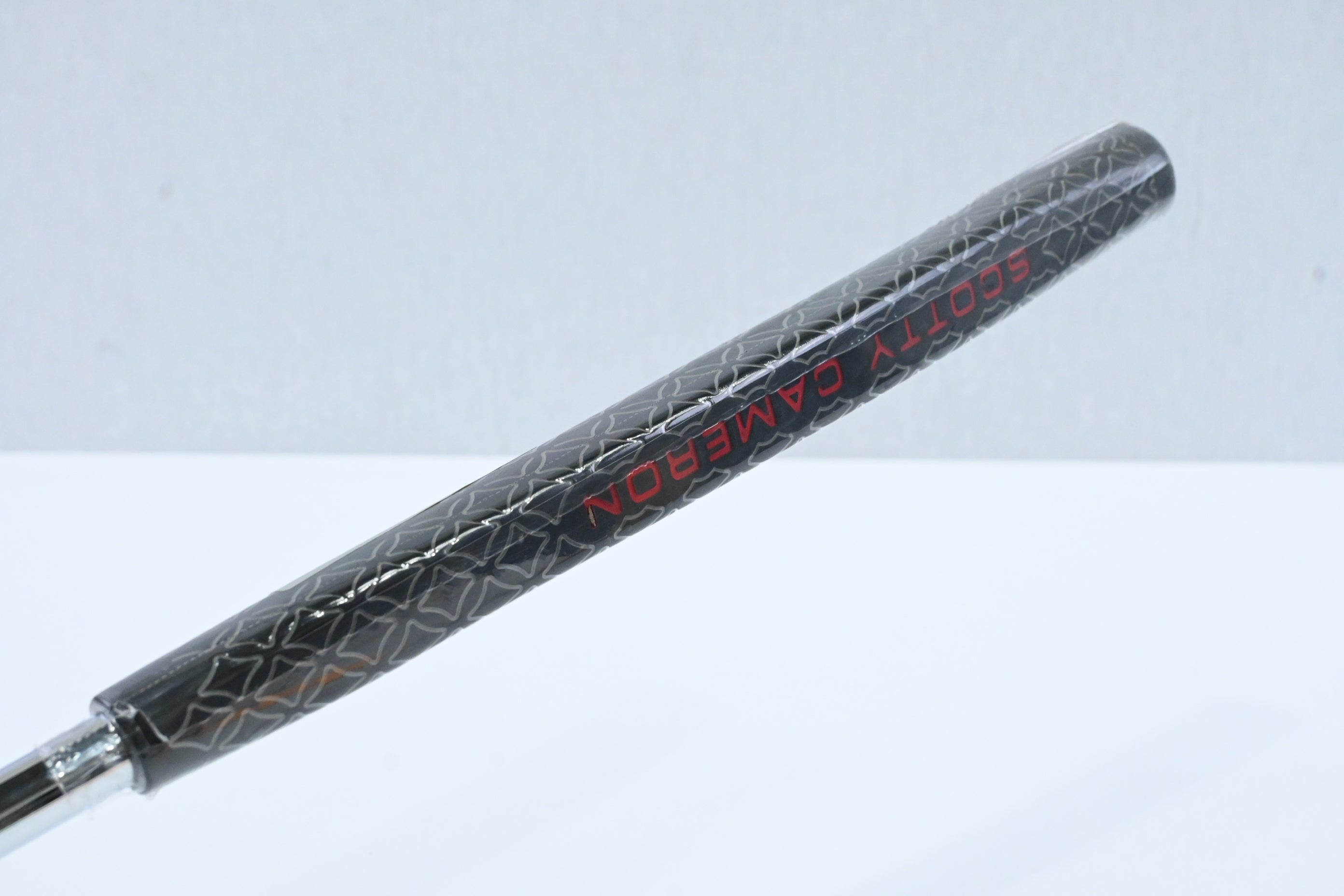 Scotty Cameron Super Select Newport+ Putter / 34 Inch