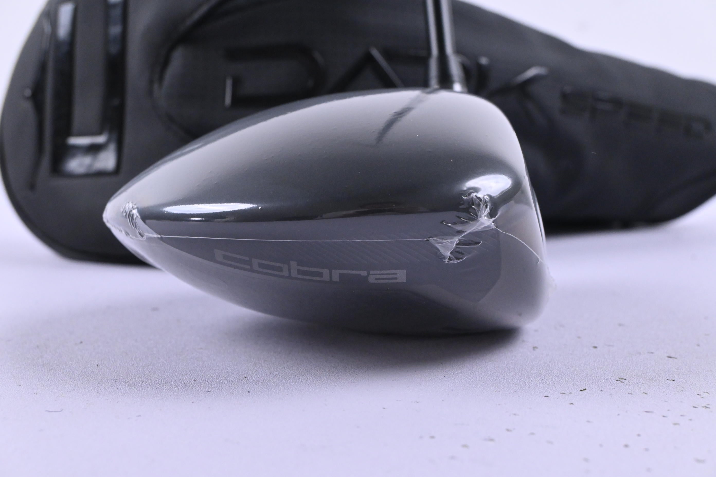 Cobra Darkspeed LS Driver / 10.5 Degree / Regular Flex UST Helium Nanocore 5