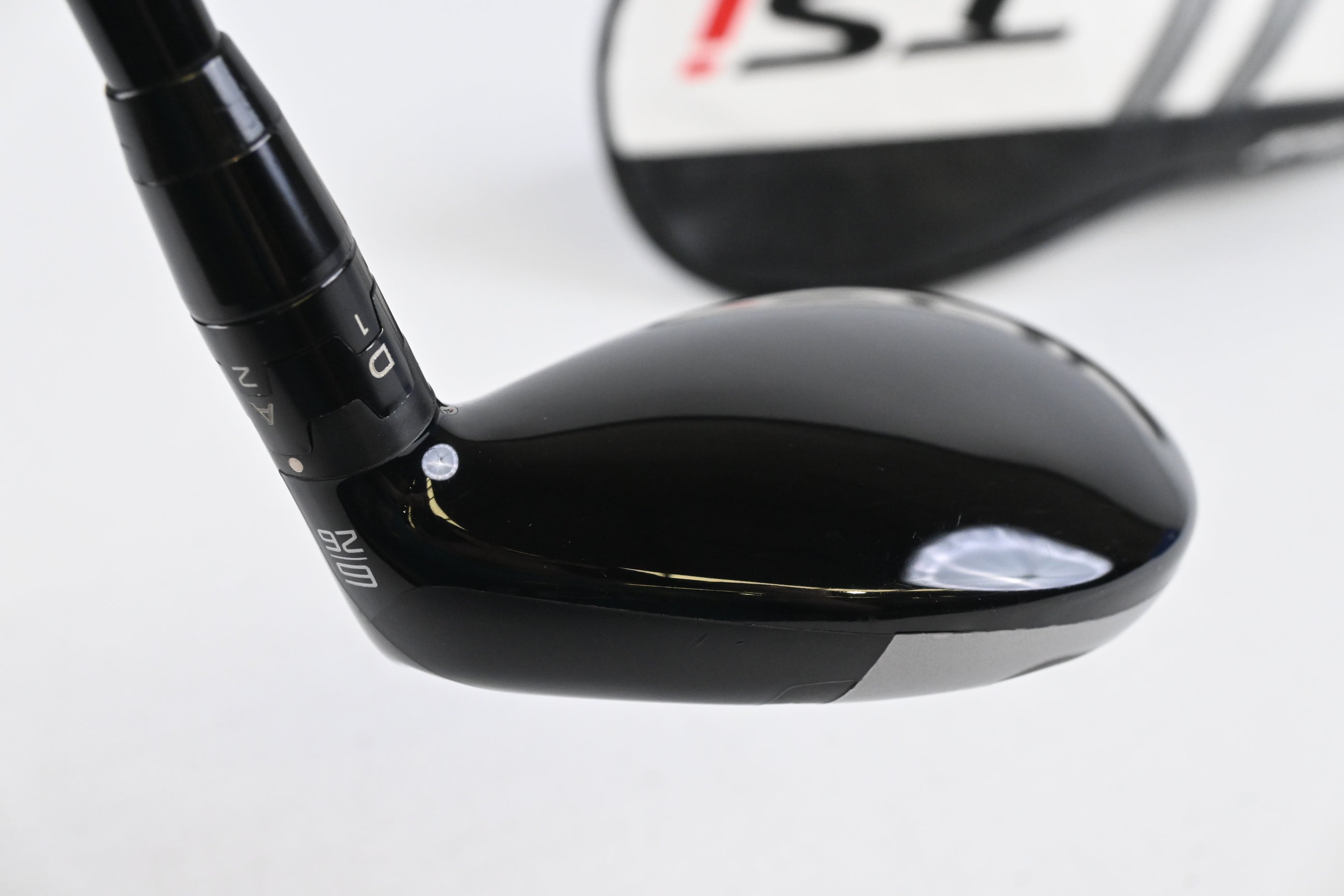 Titleist TSi1 #6 Hybrid / 26 Degree / Regular Flex Kuro Kage Black Series 60 Shaft