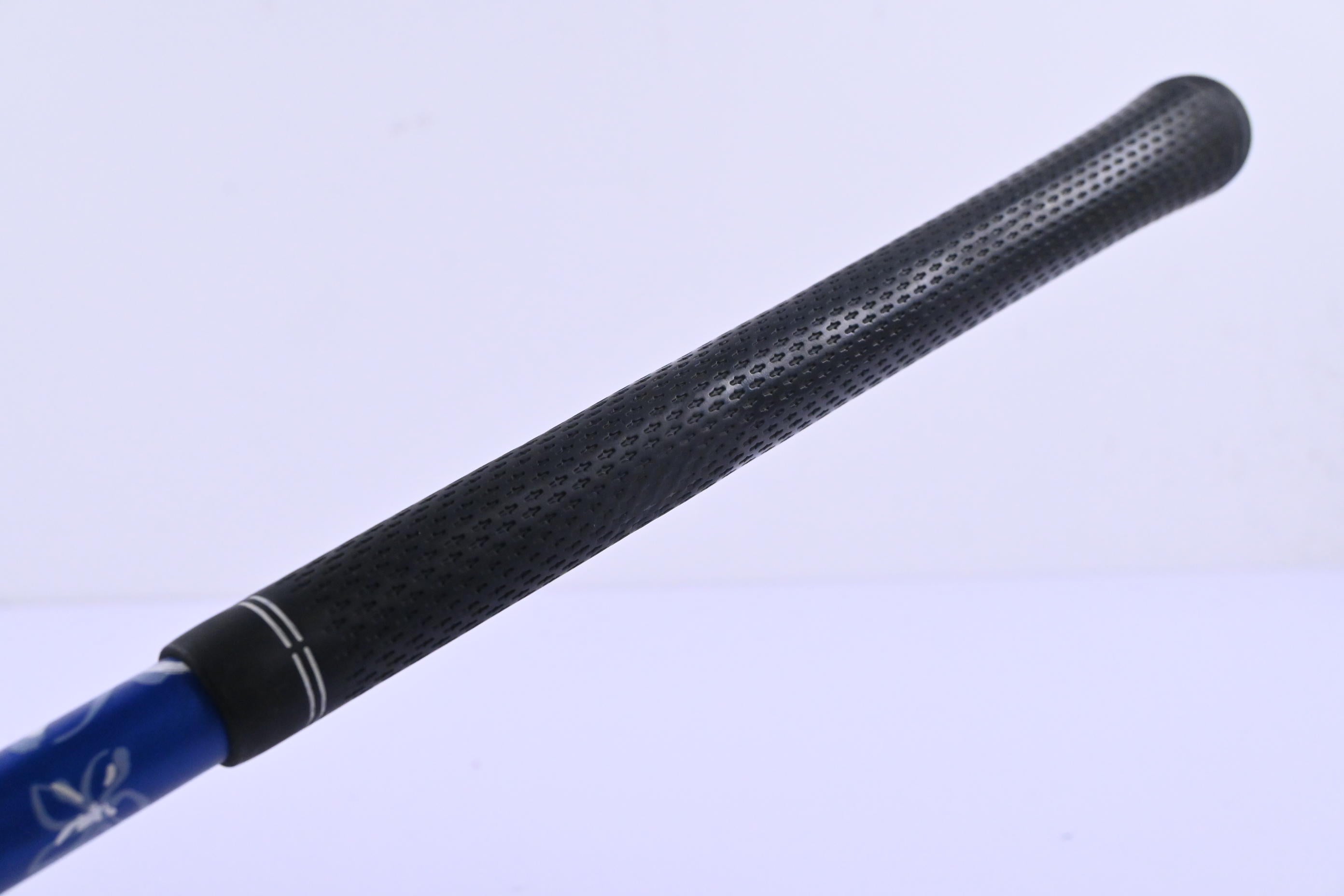 Titleist 913 D2 Driver / 10.5 Degree / Regular Flex Diamana S+ Blue 62 Shaft