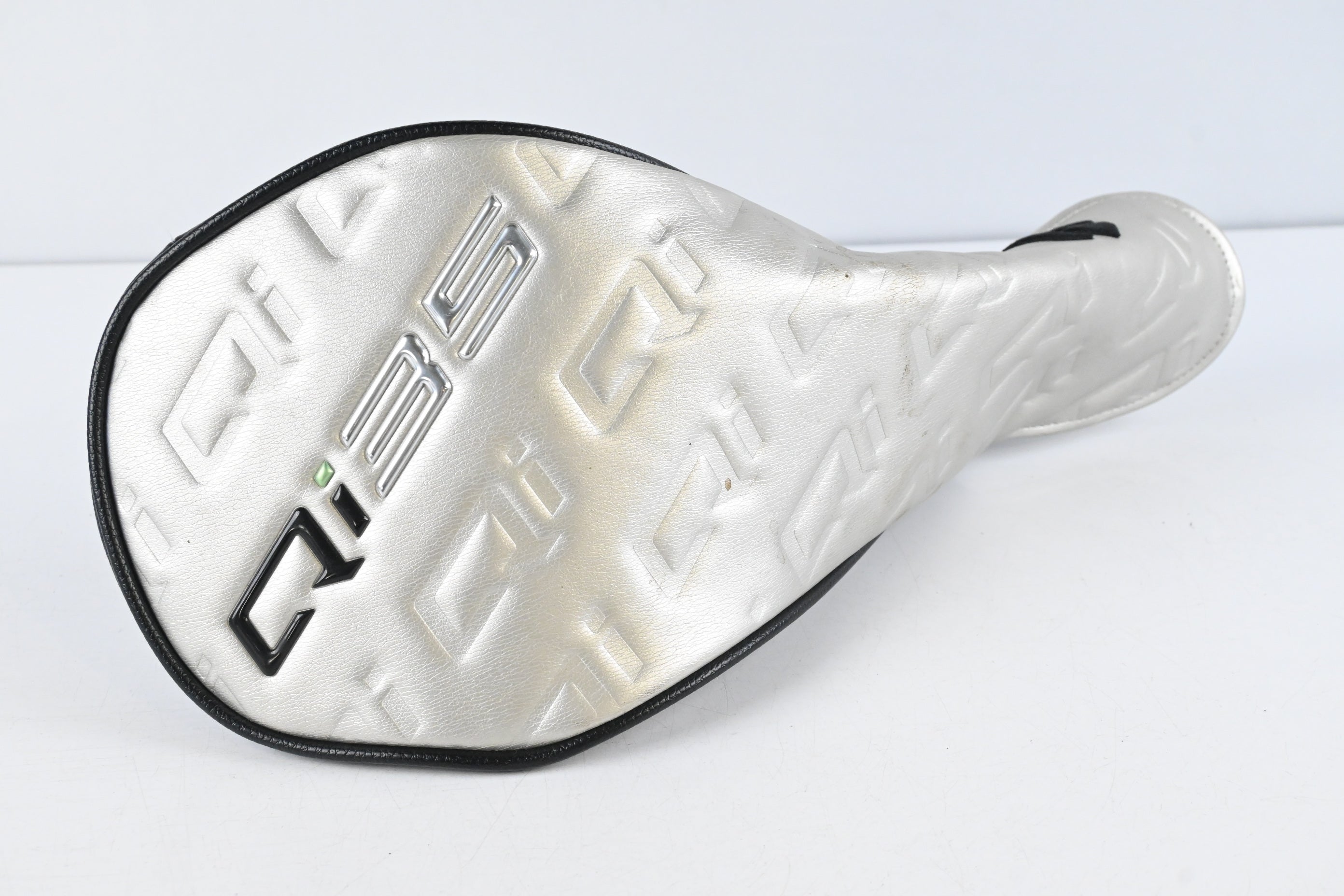 Taylormade Qi35 Driver / 9 Degree / Stiff Flex Ventus Blue 5 Shaft