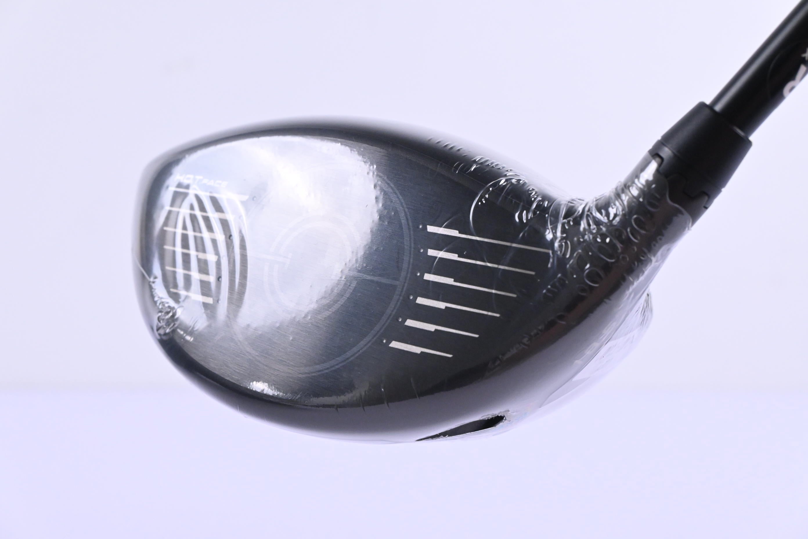 Cobra Darkspeed LS Driver / 10.5 Degree / Regular Flex UST Helium Nanocore 5