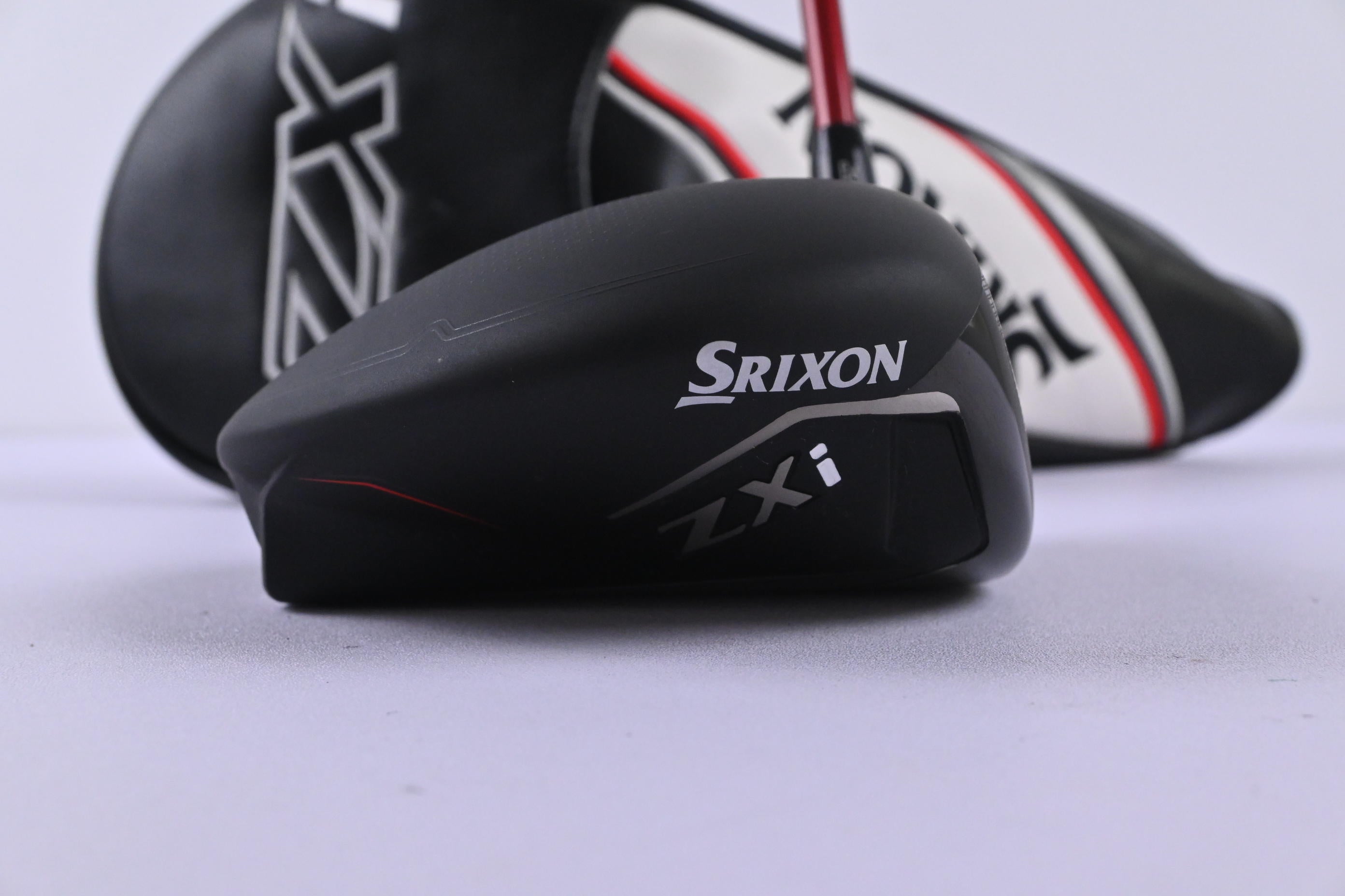 Srixon ZXi Max Driver / 10.5 Degree / Regular Flex Project X Denali Red 50 Shaft