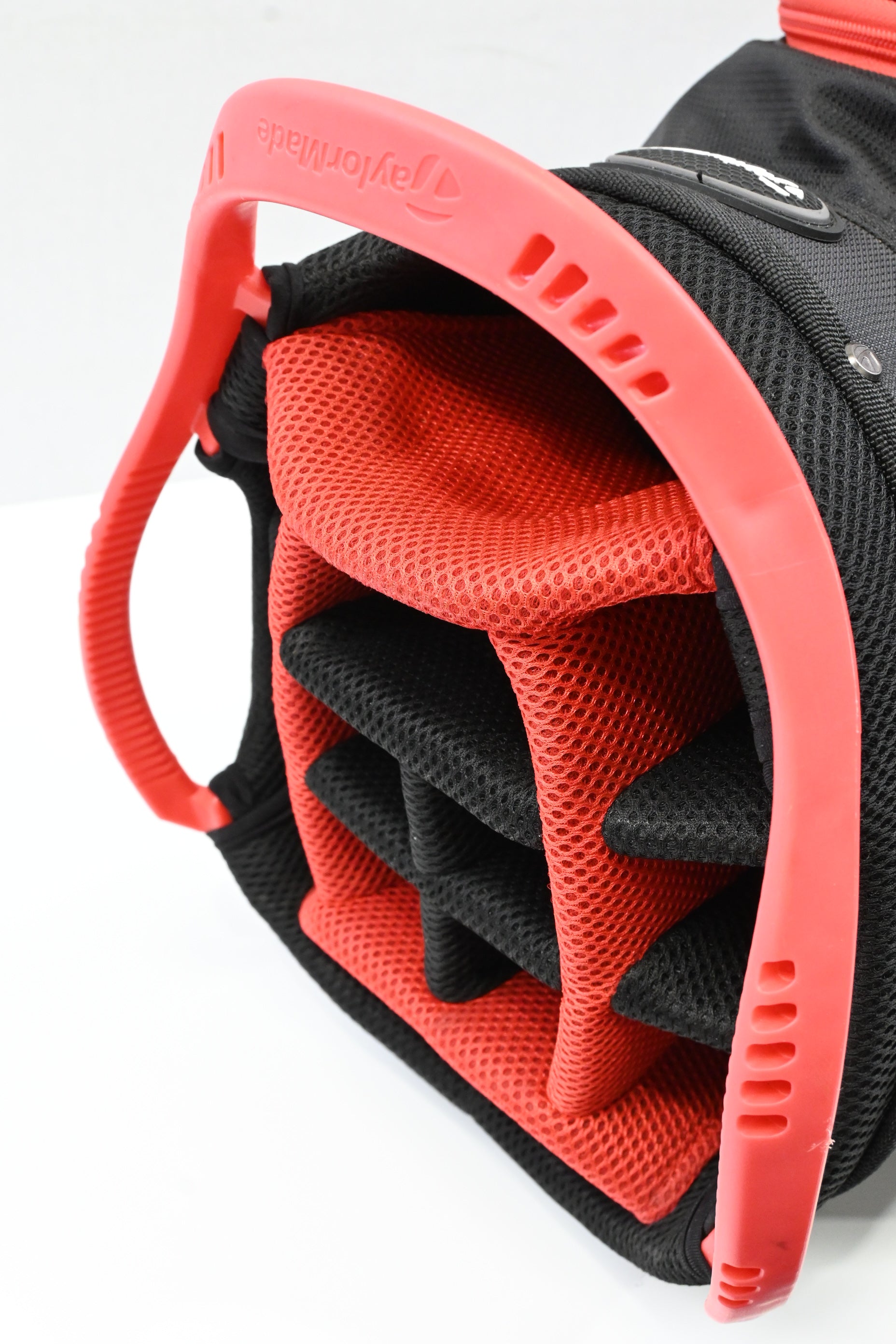 Taylormade Cart Bag / 14-Way Divider / Black, Red
