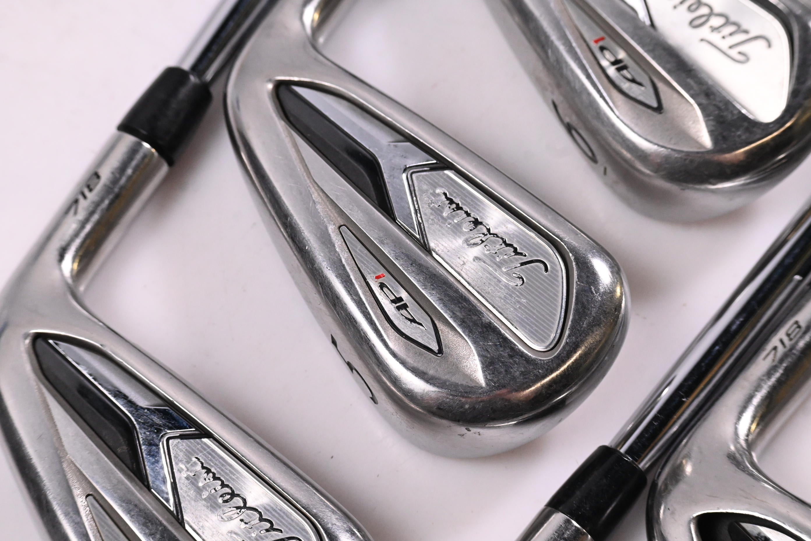 Titleist 718 AP1 Irons / 4-PW+48° / Stiff Flex AMT Black S300 Shafts