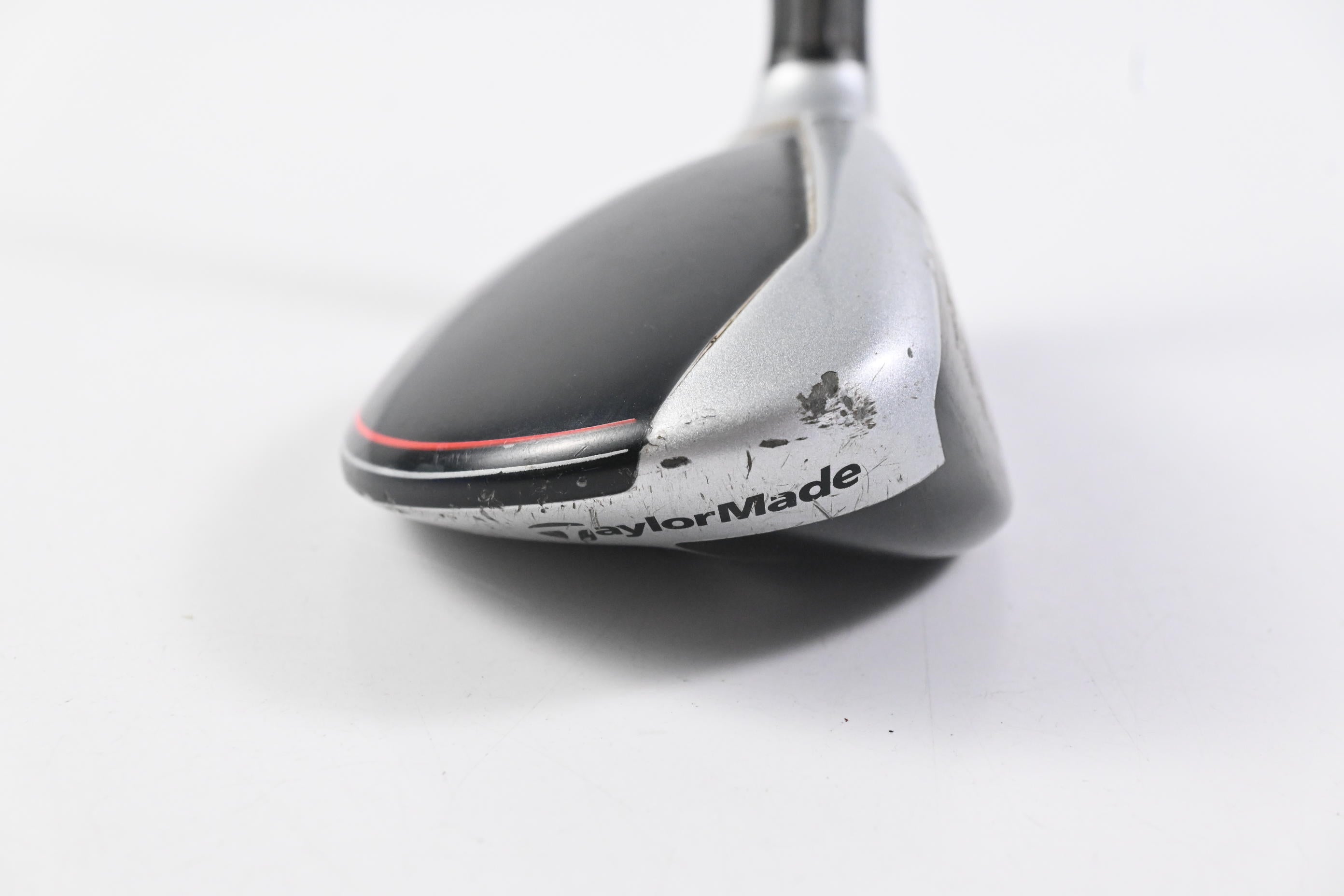 Taylormade M6 #3 Hybrid / 19 Degree / Regular Flex Fujikura Atmos Red 6 Shaft