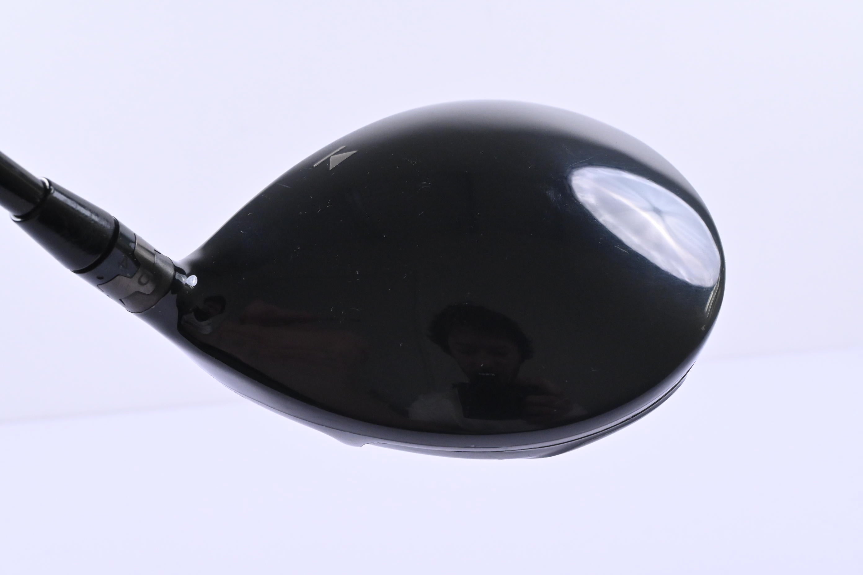 Titleist 910 D3 Driver / 9.5 Degree / Stiff Flex Diamana 'ahina 82 Shaft