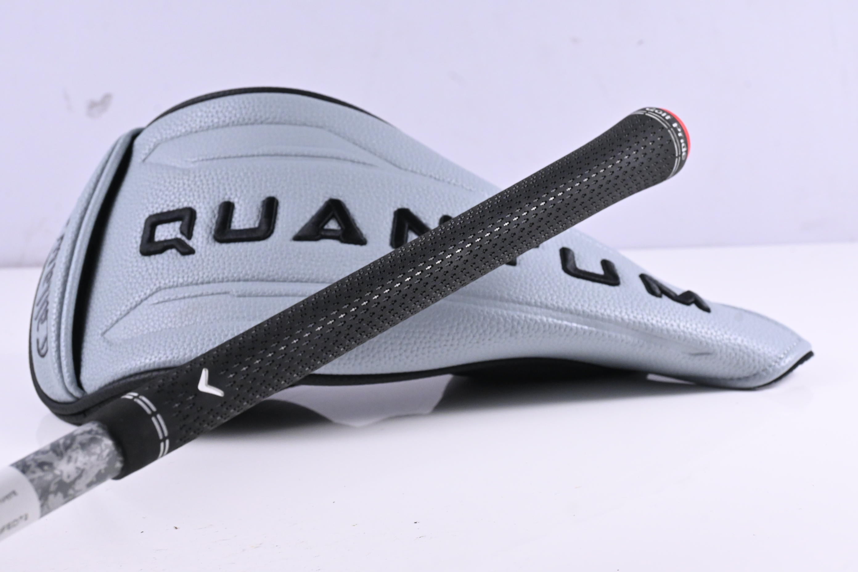 Callaway Quantum Max D Driver / 10.5 Degree / Regular Flex Denali Frost Silver