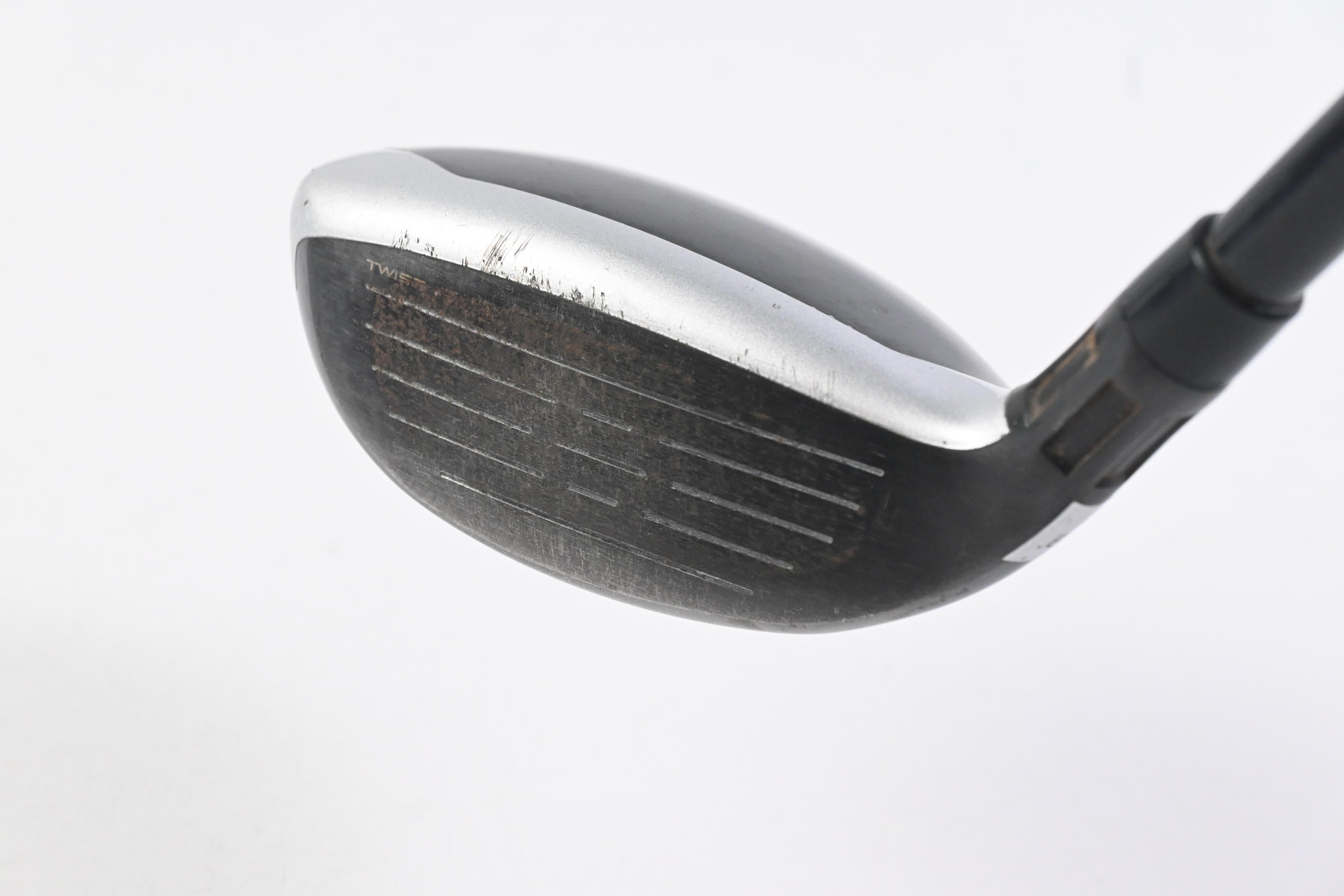 Taylormade M6 #3 Hybrid / 19 Degree / Regular Flex Fujikura Atmos Red 6 Shaft