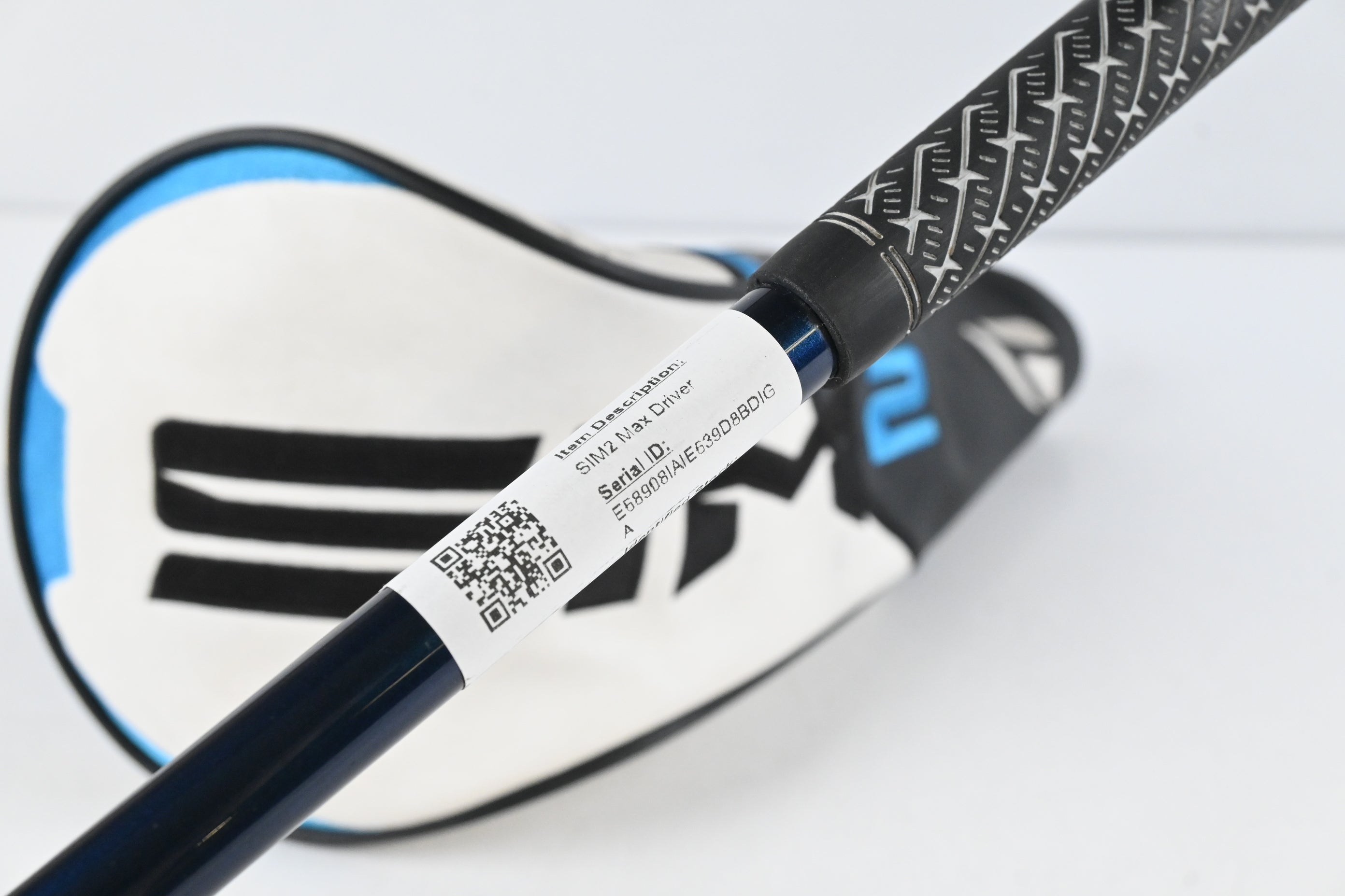 Taylormade SIM2 Max Driver / 9 Degree / Regular Flex Ventus Blue 5 Shaft