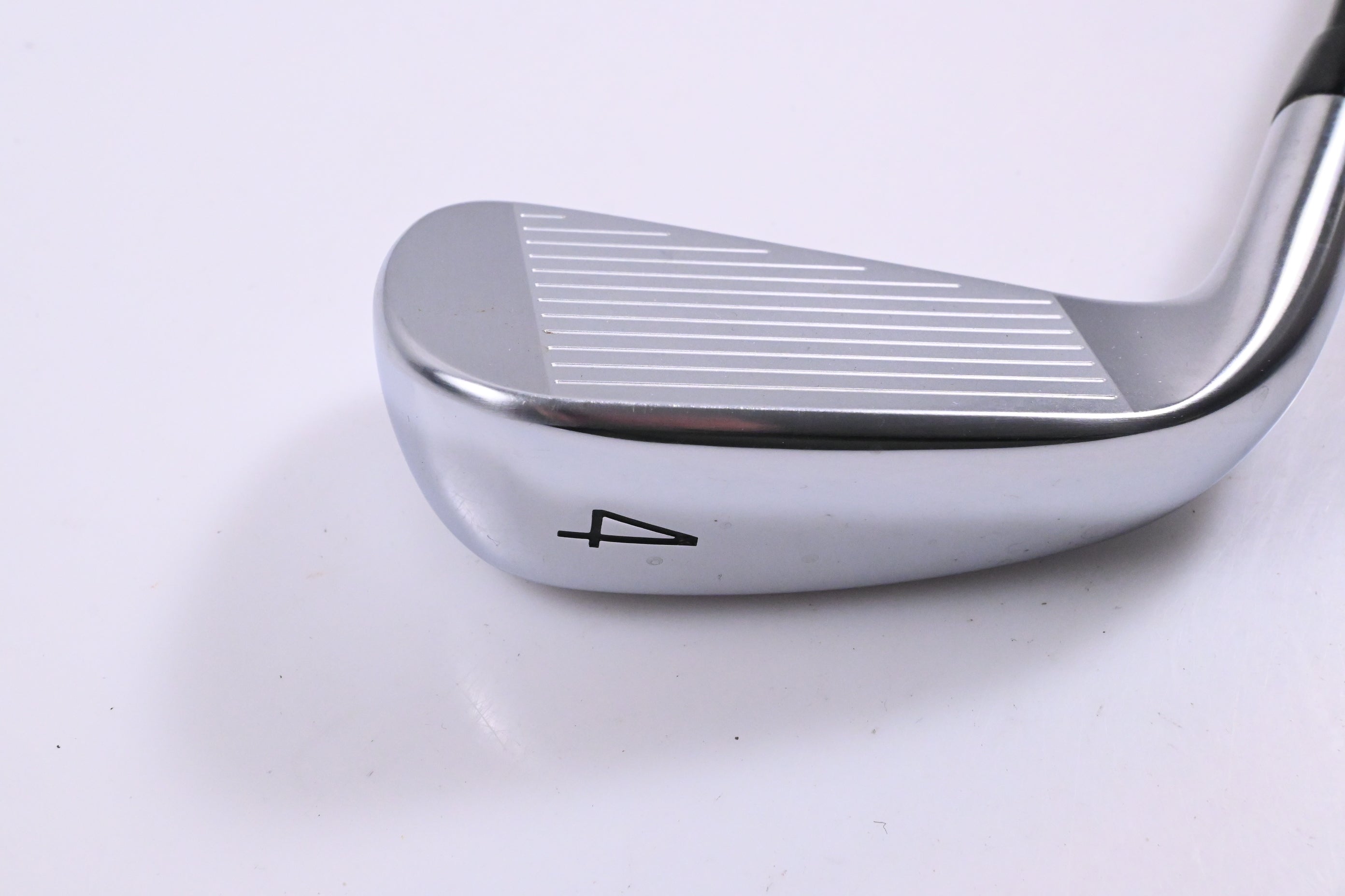 Titleist U505 2023 #4 Iron / 22 Degree / Regular Flex HZRDUS Black 80 Shaft