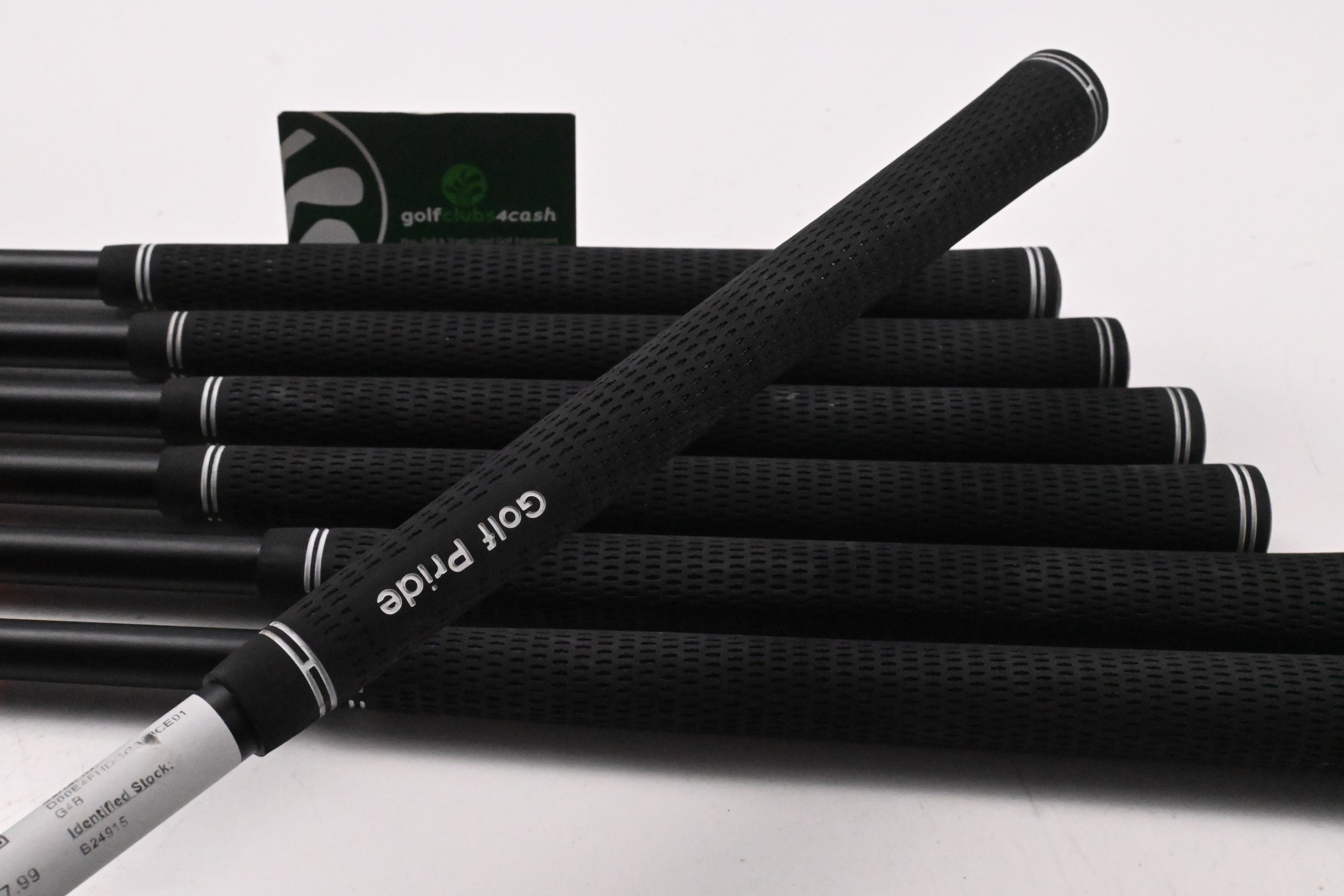 Srixon ZXi5 Irons / 4-PW / Regular Flex KBS TGI 60 Shafts