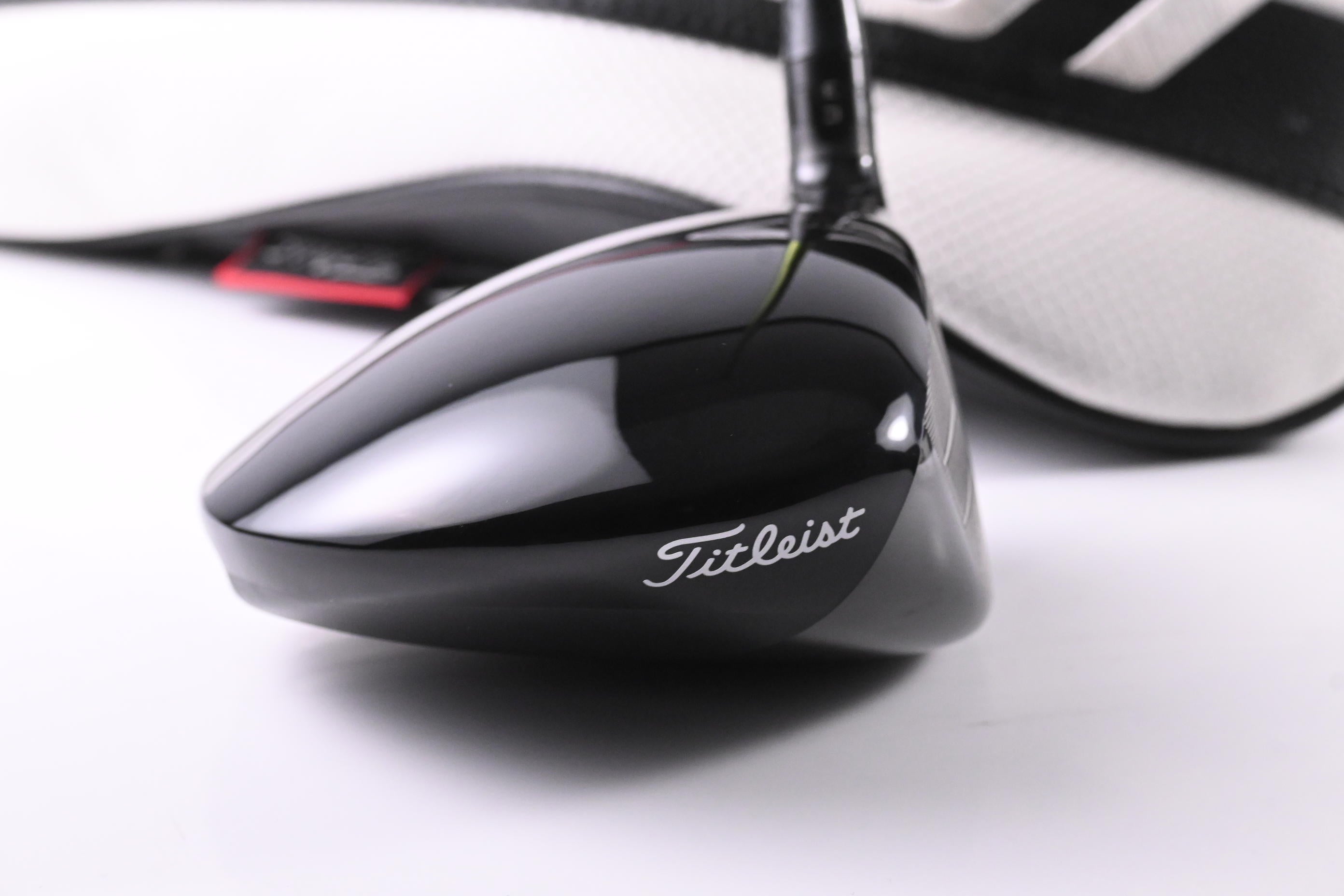 Titleist GT2 Driver / 9 Degree / X-Flex Aldila NV Green 65 Shaft