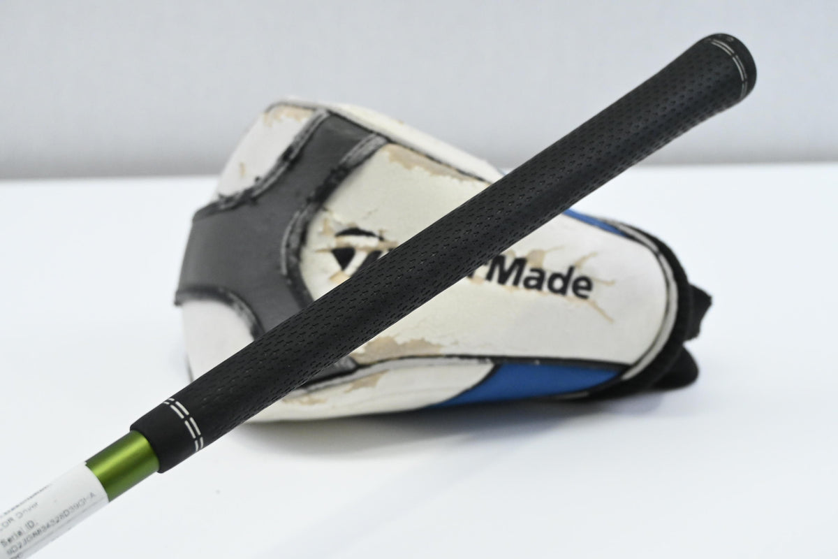 Taylormade SLDR Driver / 10.5 Degree / Stiff Flex Aldila RIP NV 65 Shaft