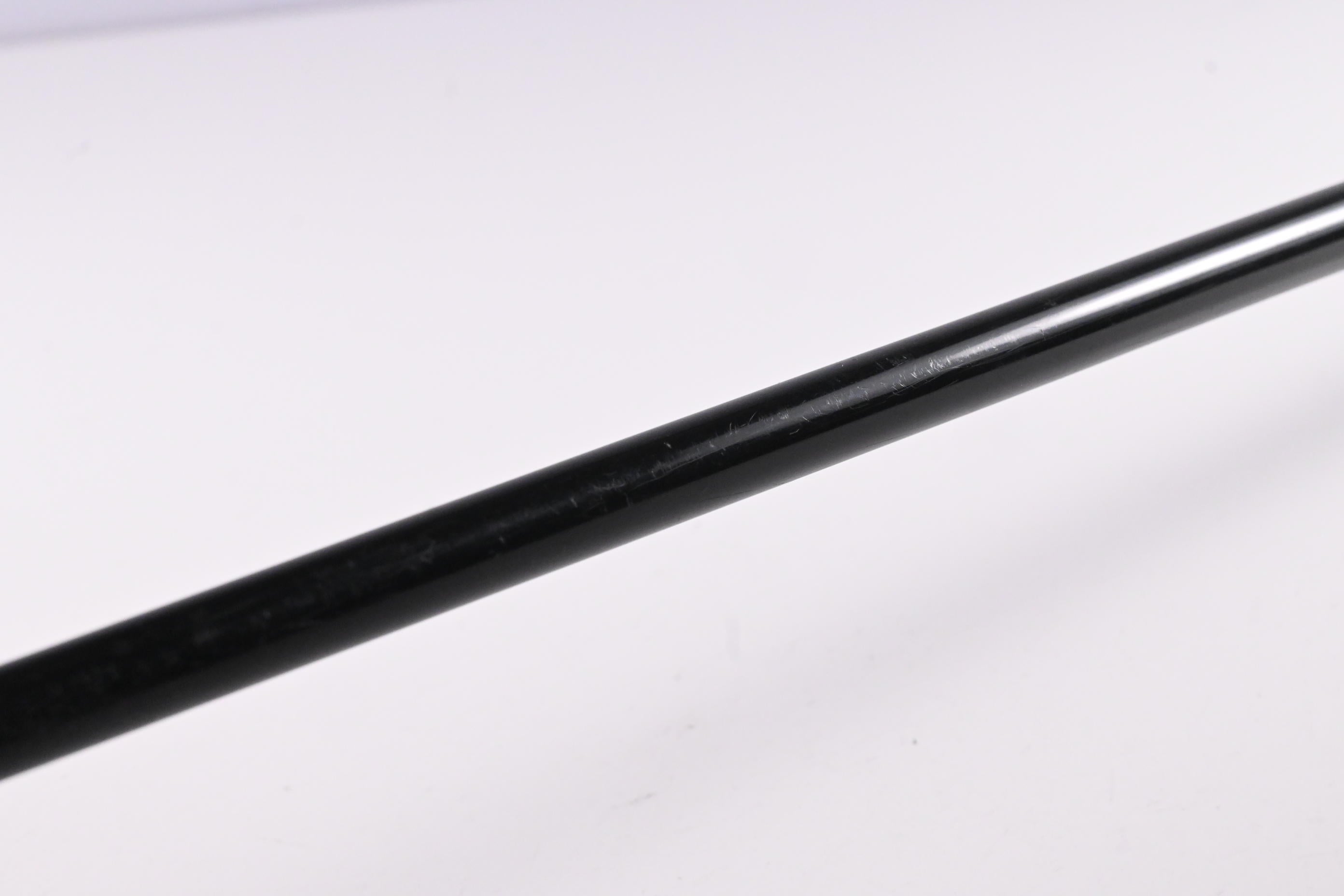 Titleist 915 D2 Driver / 9.5 Degree / Stiff Flex HZRDUS Smoke Black RDX 60 Shaft