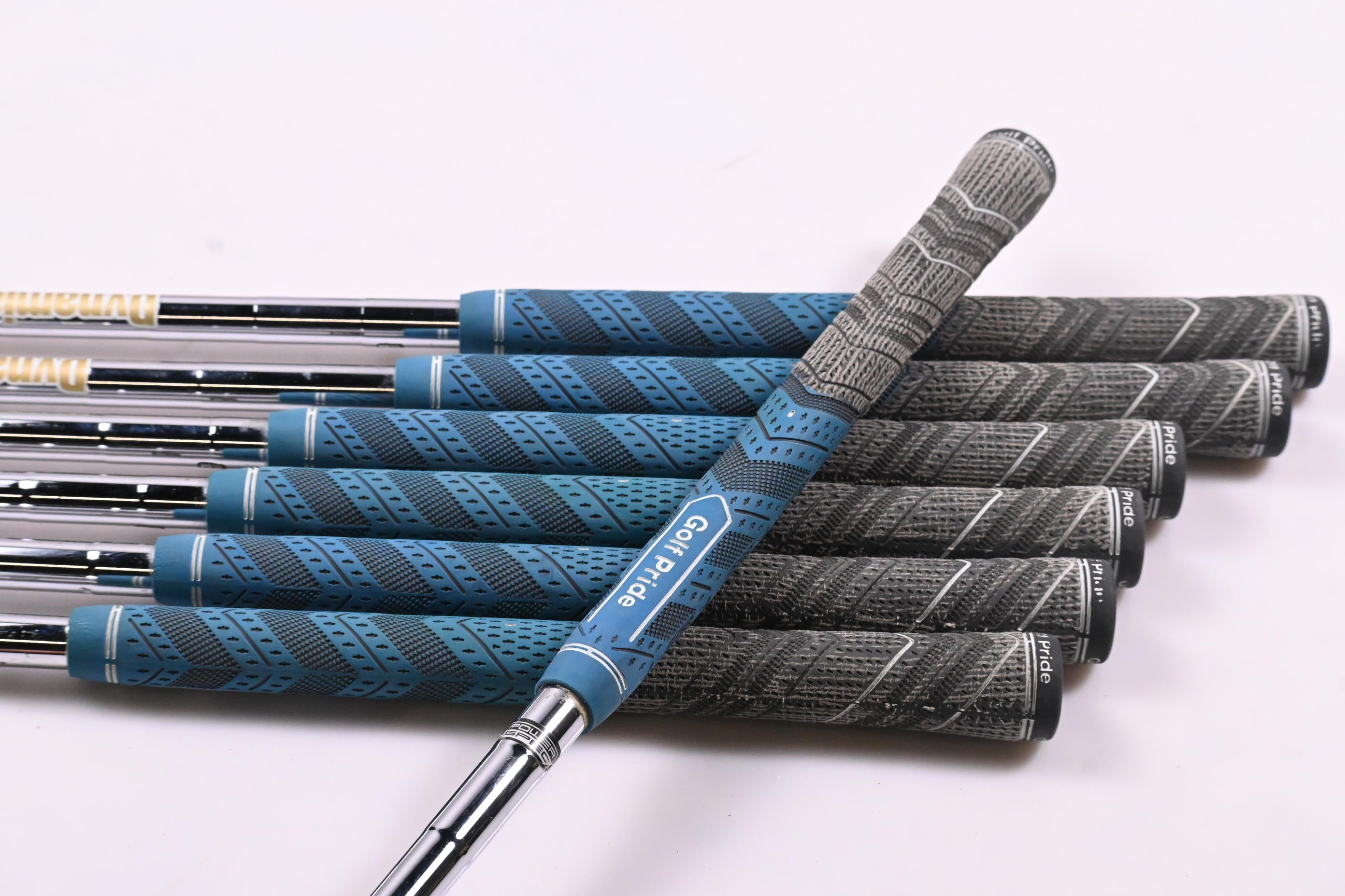 Left Hand Ping i500 Irons / 4-PW / Green Dot / Stiff Flex Dynamic Gold 105 S300