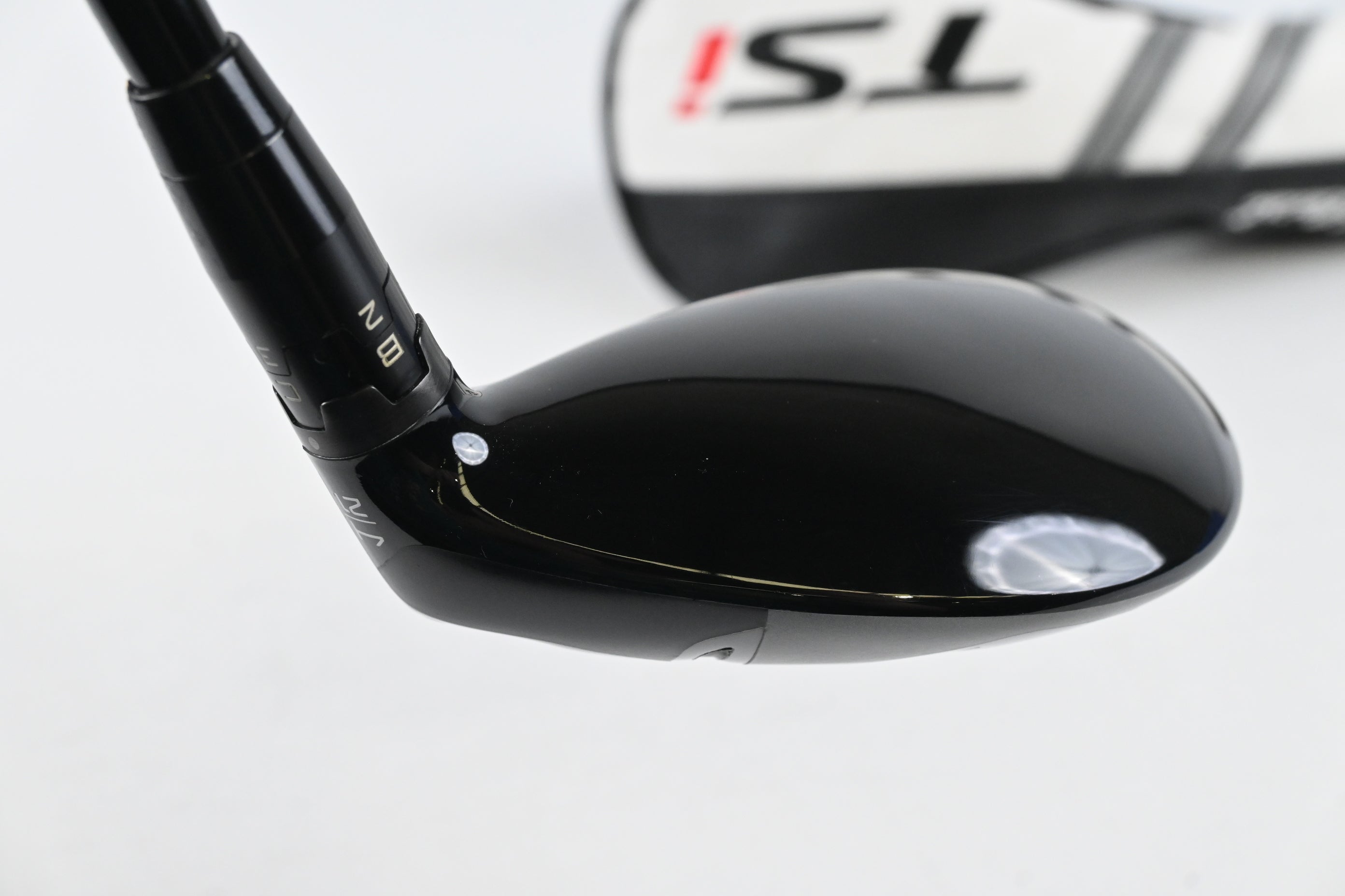 Titleist TSi2 #4 Hybrid / 21 Degree / Stiff Flex Hzrdus Smoke Black RDX 70