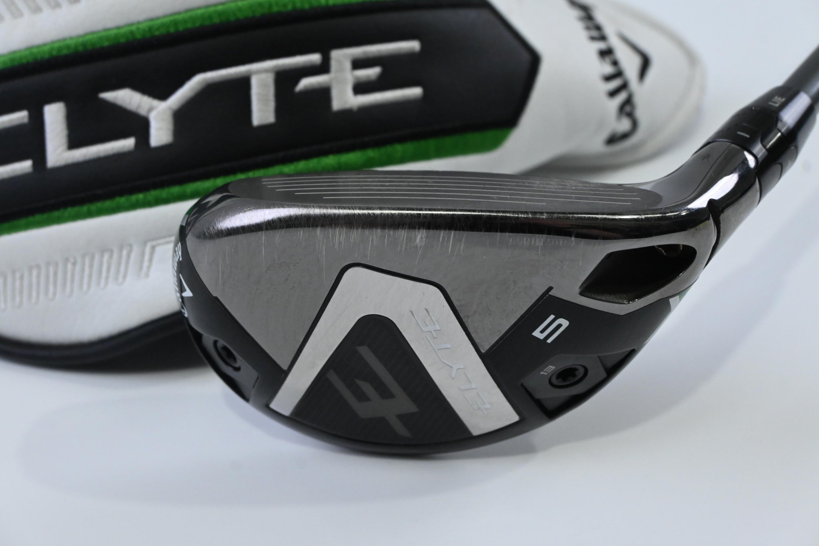Callaway Elyte #5 Hybrid / 24 Degree / Regular Flex Denali Charcoal 60 Shaft