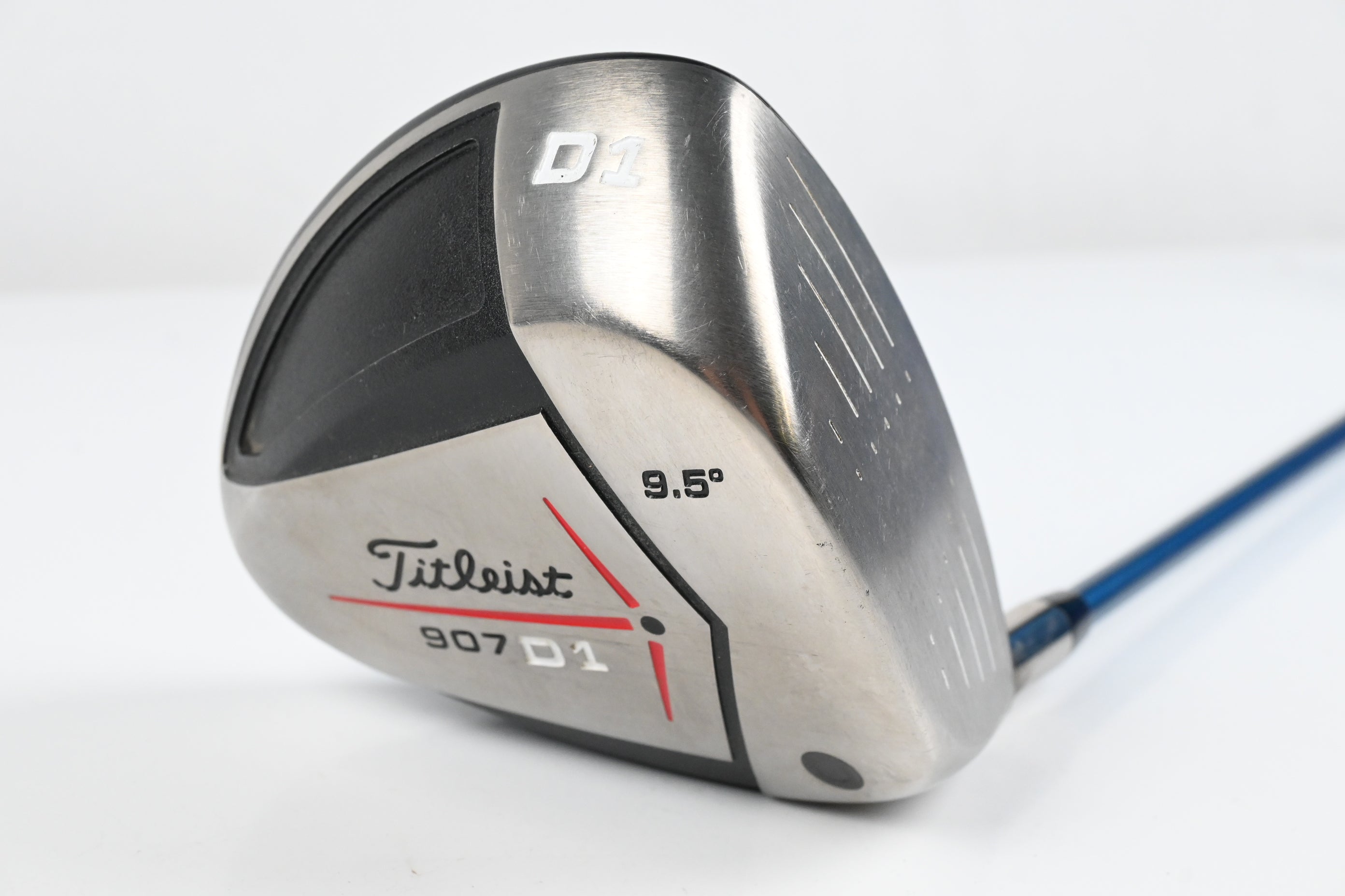 Titleist 907 D1 Driver / 9.5 Degree / Stiff Flex Aldila VS Proto 65 Shaft