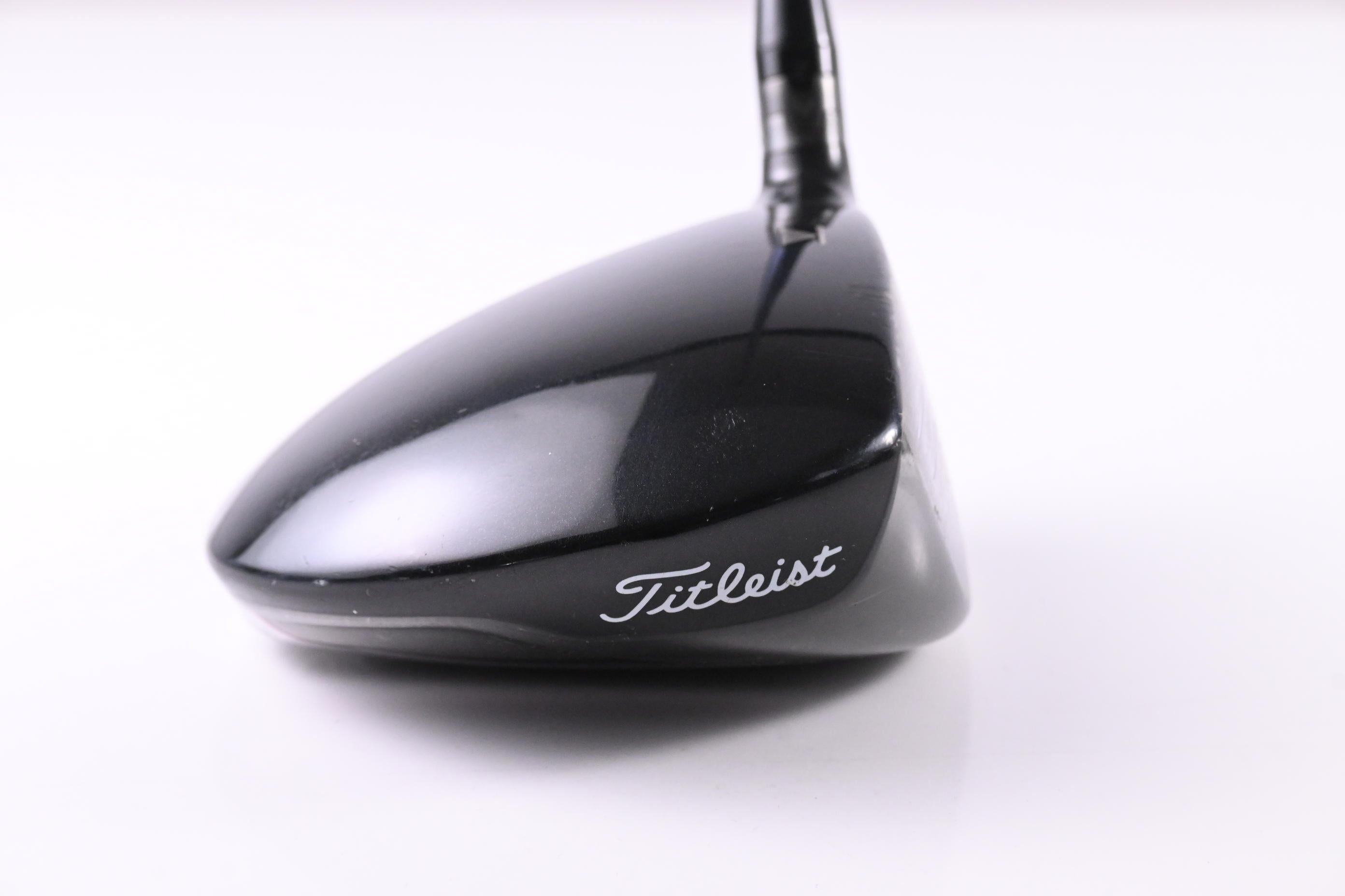 Titleist 913 D2 Driver / 9.5 Degree / Regular Flex Diamana Kai'li 75 Shaft
