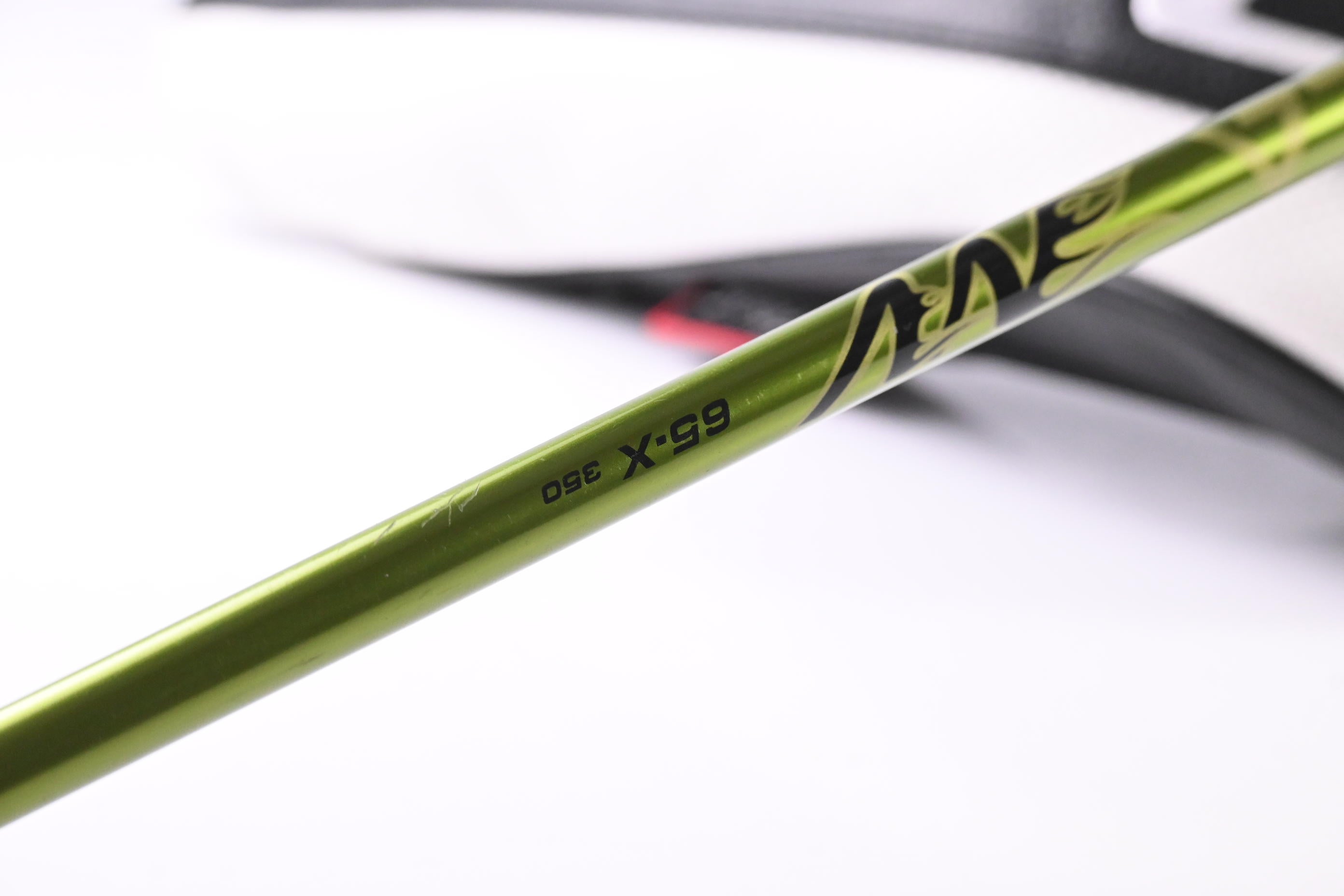 Titleist GT2 Driver / 9 Degree / X-Flex Aldila NV Green 65 Shaft