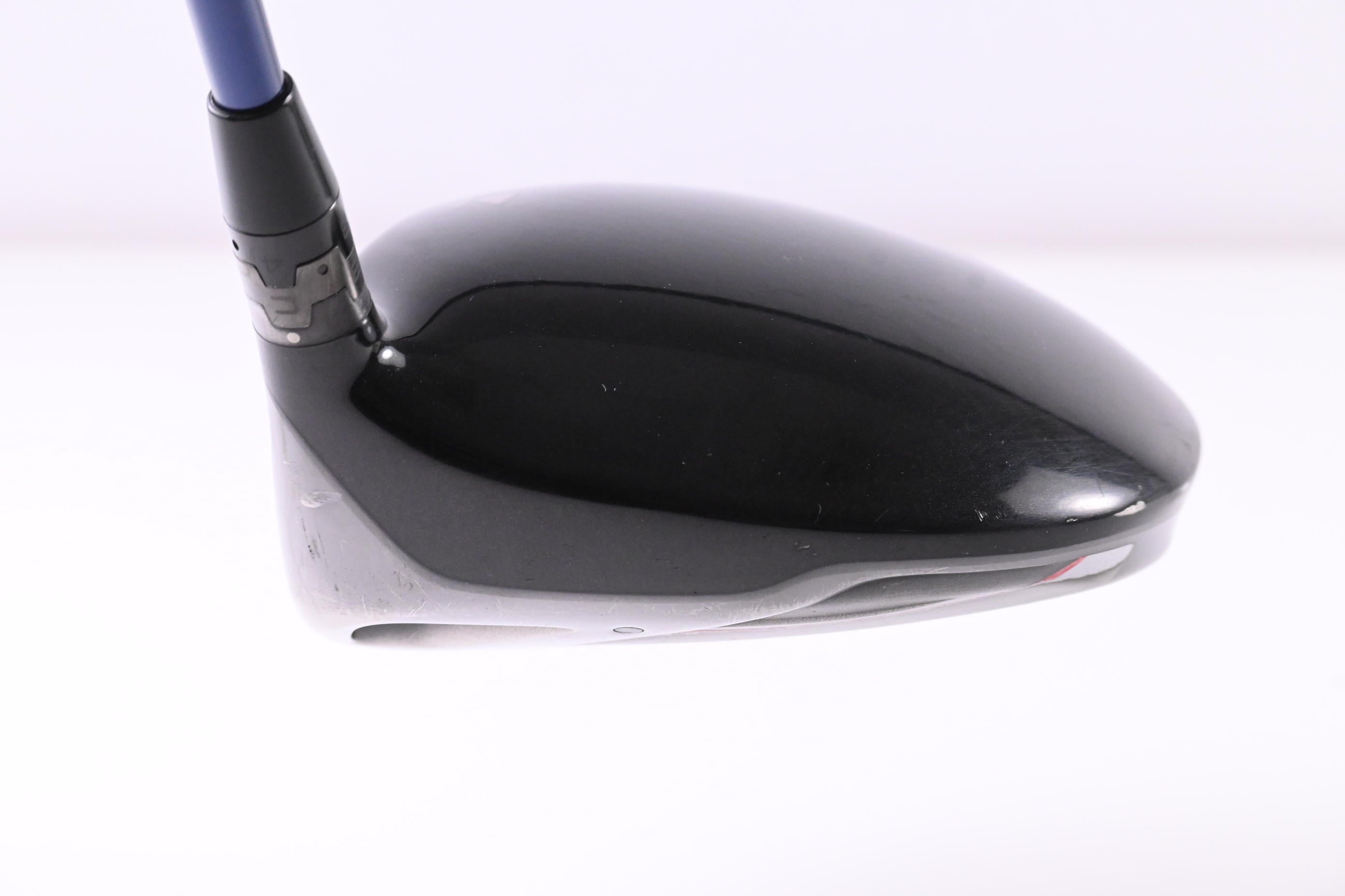 Titleist 913 D2 Driver / 9.5 Degree / Regular Flex Diamana Kai'li 75 Shaft